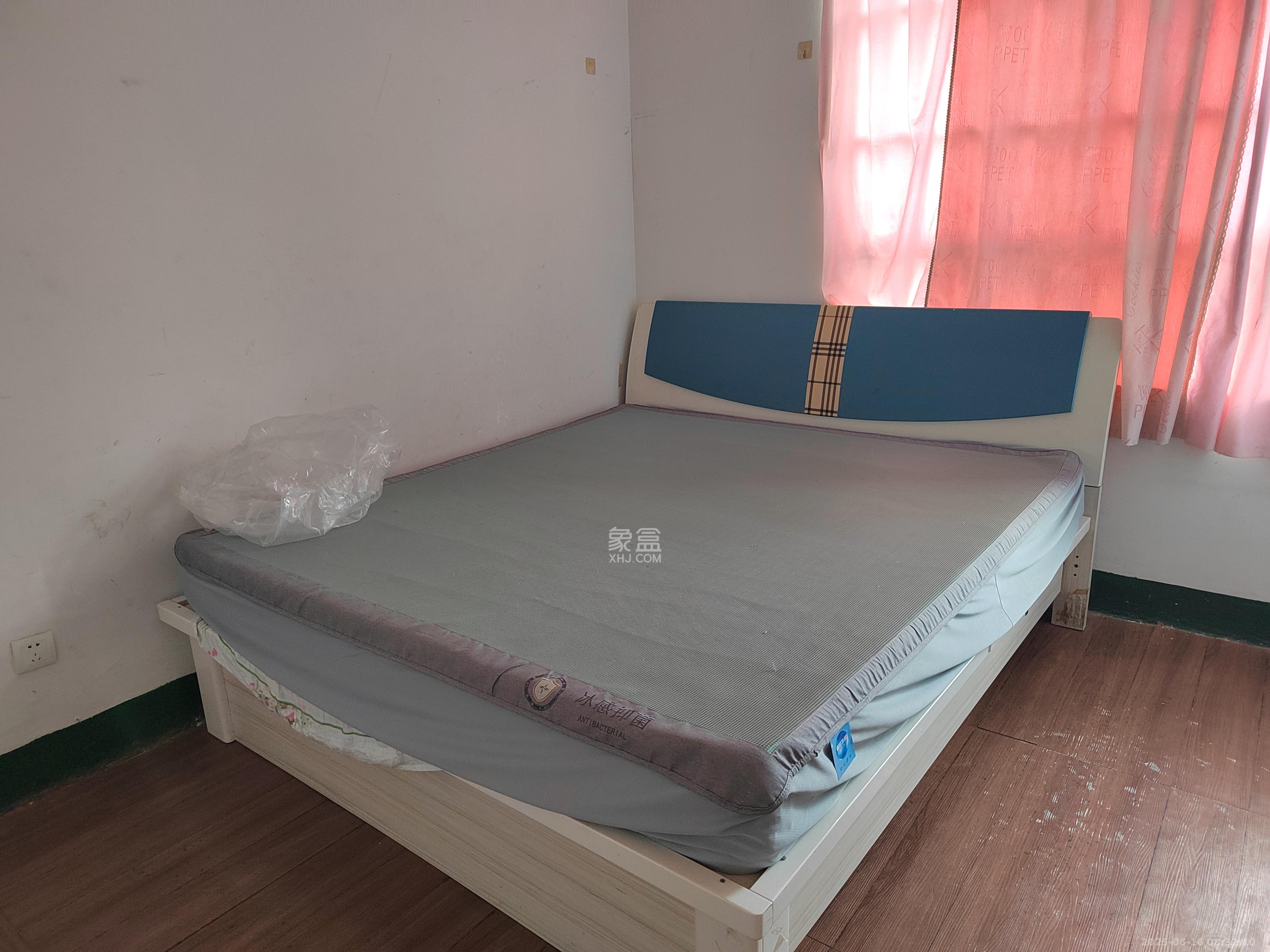 中信文化广场(中信新城二期) 2室2厅1卫 1500.0元/月 中信文化广场(中信新城二期) 2室2厅1卫 1500.0元/月室内图