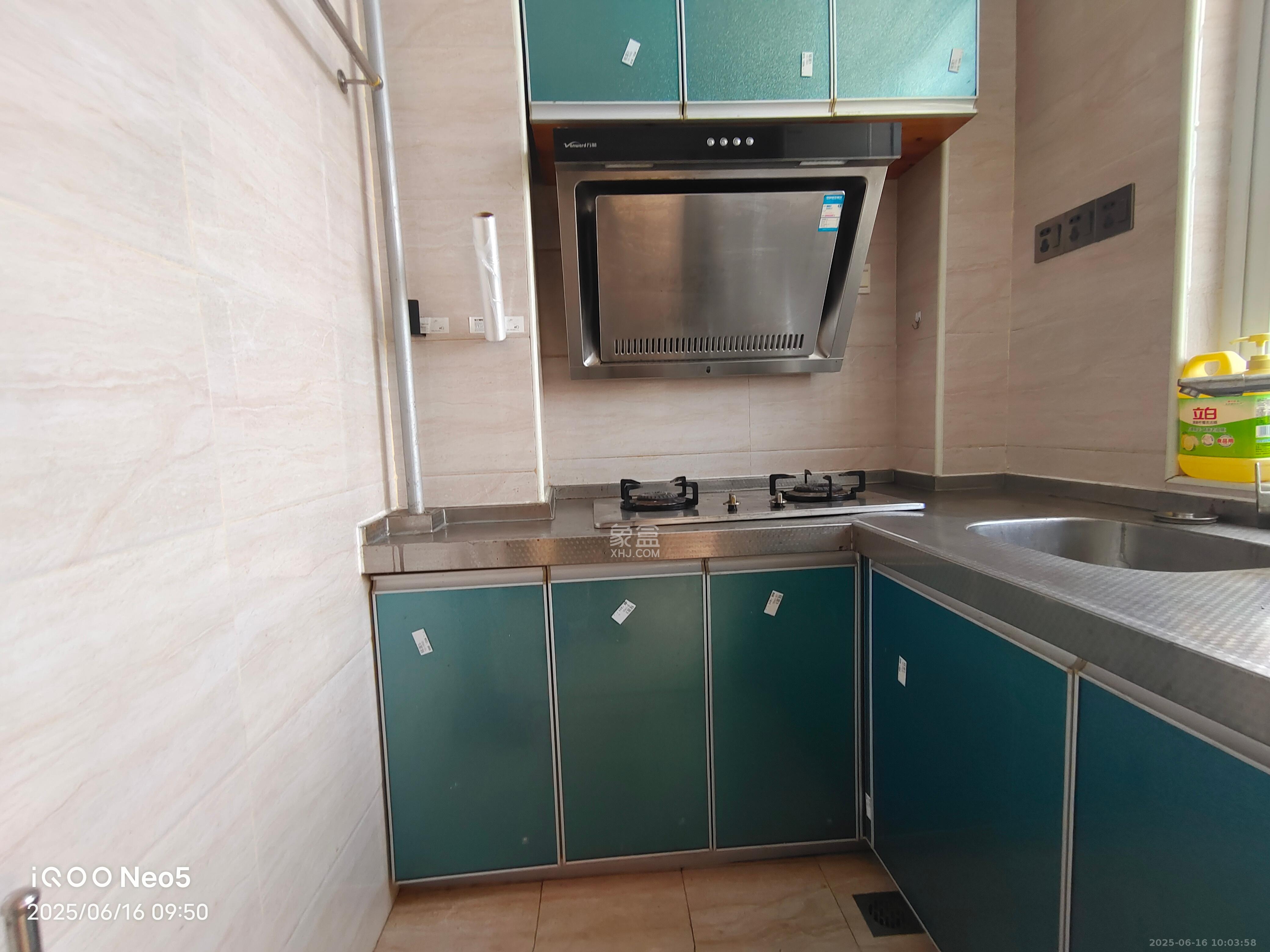 丰园城(鄱阳小区二期)  1室1厅1卫    1150.0元/月 丰园城(鄱阳小区二期)  1室1厅1卫    1150.0元/月室内图