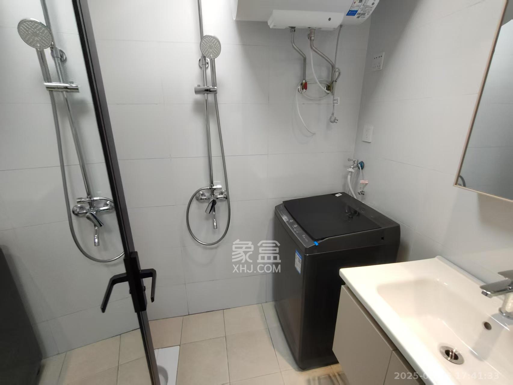 碧桂园城市之光  1室0厅1卫   1600.00元/月室内图