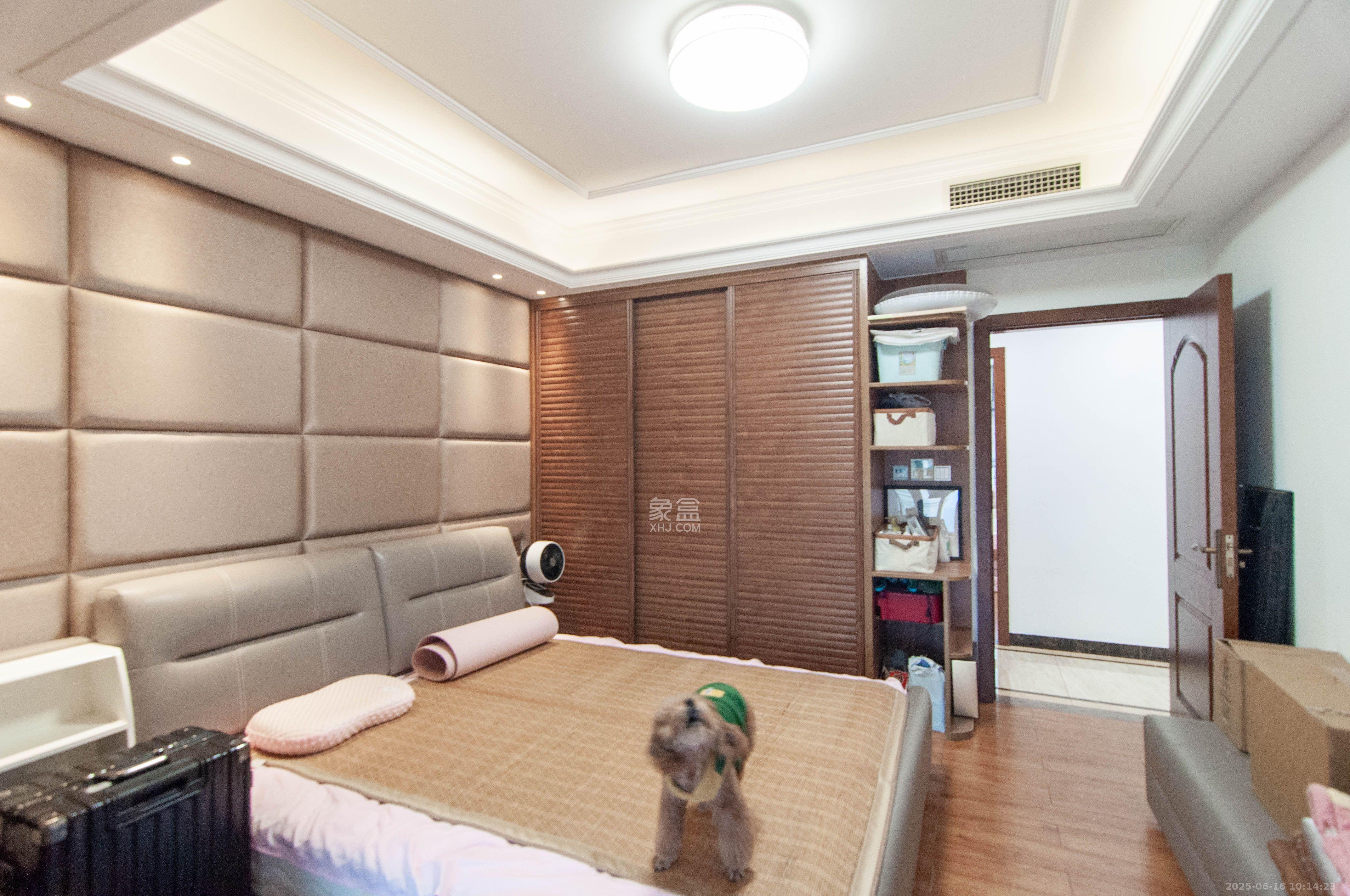 中建梅溪湖中心  4室2厅2卫   5600.00元/月室内图