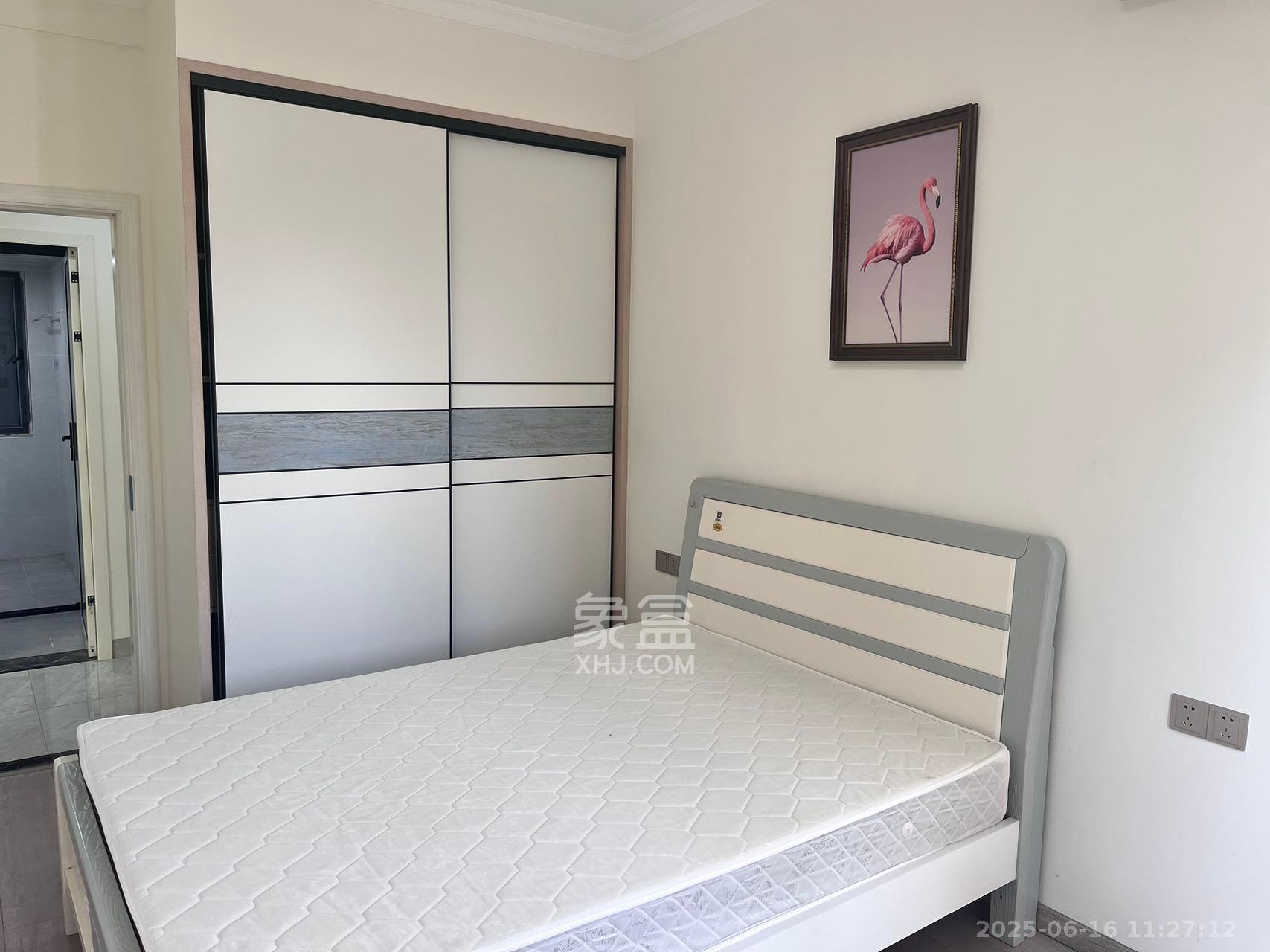 碧桂园南城首府(东宸林海) 3室2厅2卫 2500.0元/月 碧桂园南城首府(东宸林海) 3室2厅2卫 2500.0元/月室内图