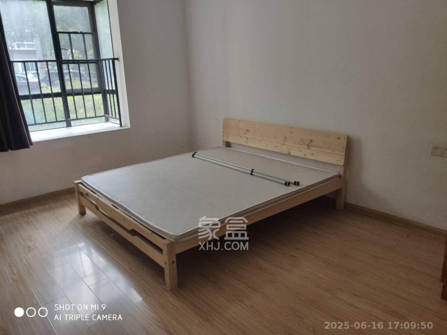 三江花中城 3室2厅1卫 2500.0元/月 三江花中城 3室2厅1卫 2500.0元/月室内图