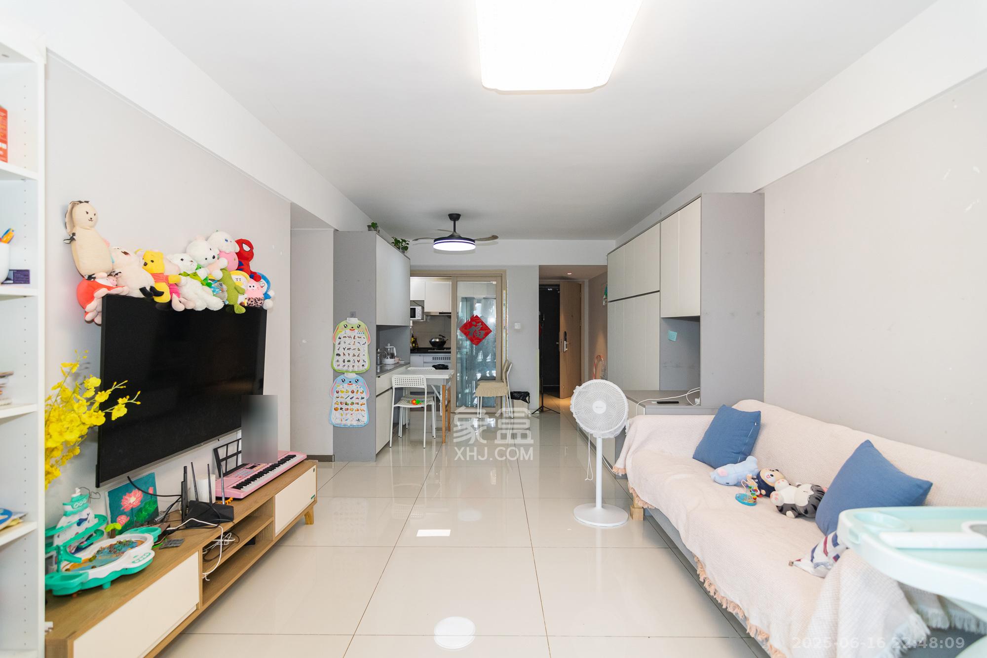 时代年华  1室0厅0卫    85.0万 时代年华  1室0厅0卫    85.0万客厅