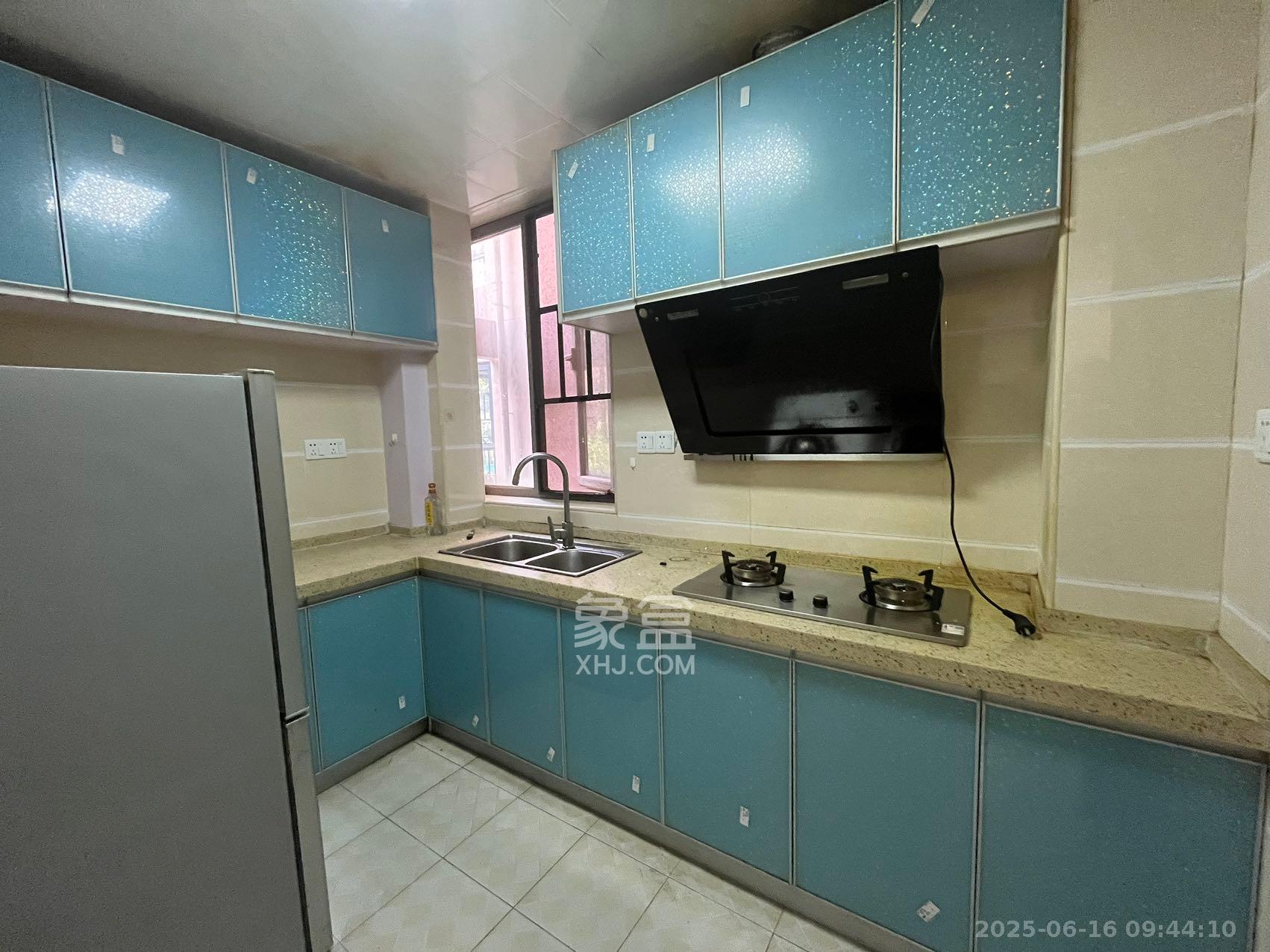 怡海星城 3室2厅1卫 1800.0元/月 怡海星城 3室2厅1卫 1800.0元/月室内图