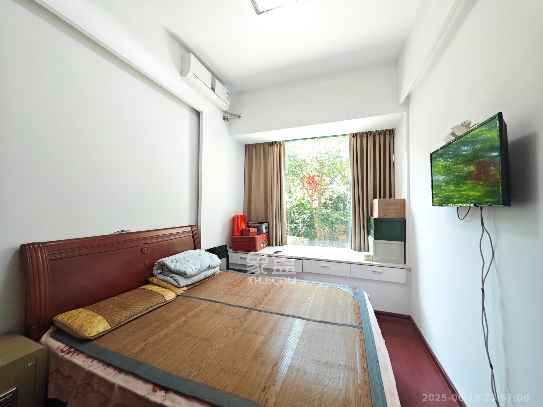 恒大城  3室2厅2卫    86.8万卧室