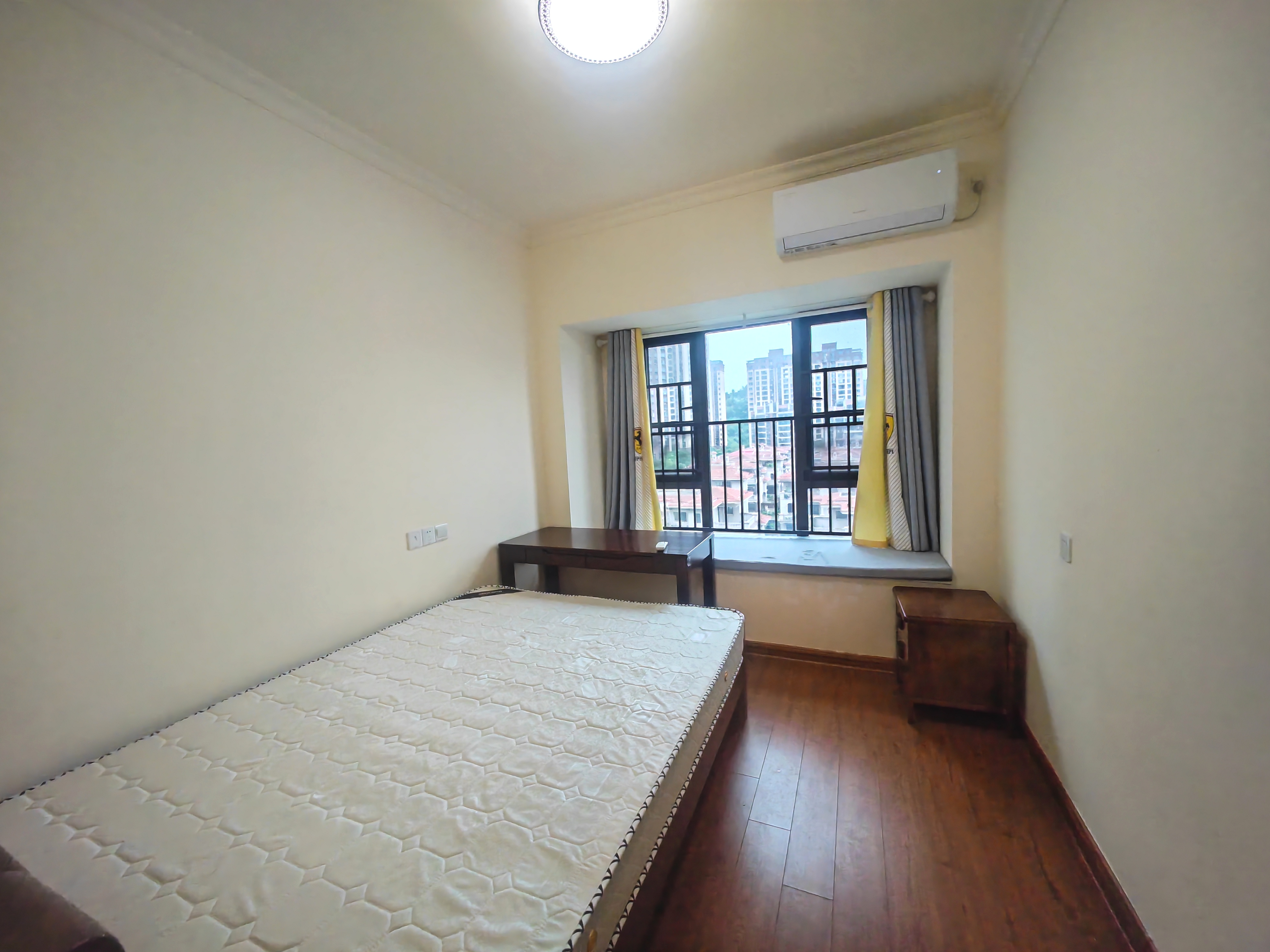 碧桂园豪园 1室0厅0卫 1800.0元/月 碧桂园豪园 1室0厅0卫 1800.0元/月室内图