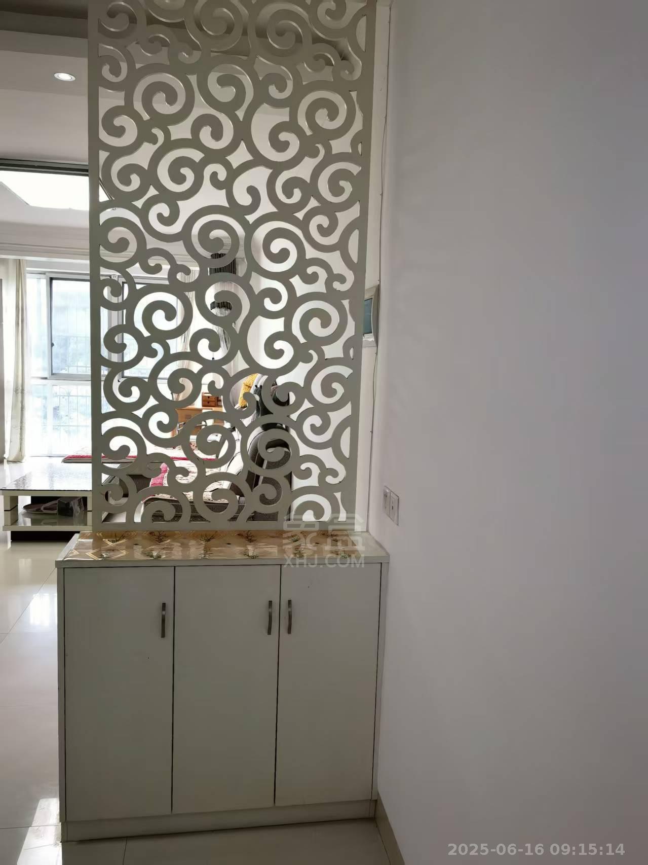 樱花地带 2室2厅1卫 1300.0元/月 樱花地带 2室2厅1卫 1300.0元/月室内图