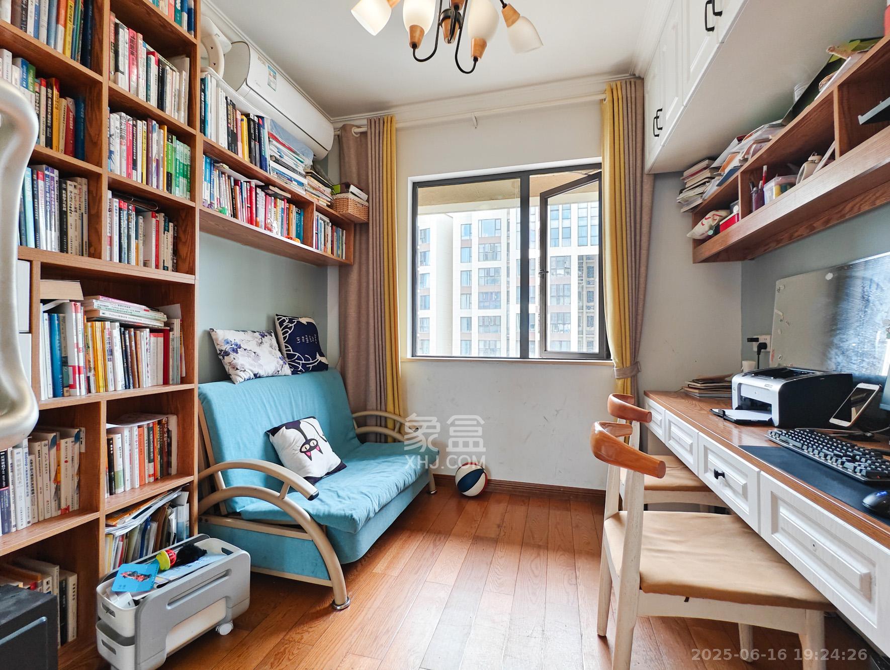 卓越蔚蓝城邦  4室2厅2卫    116.0万 卓越蔚蓝城邦  4室2厅2卫    116.0万其他