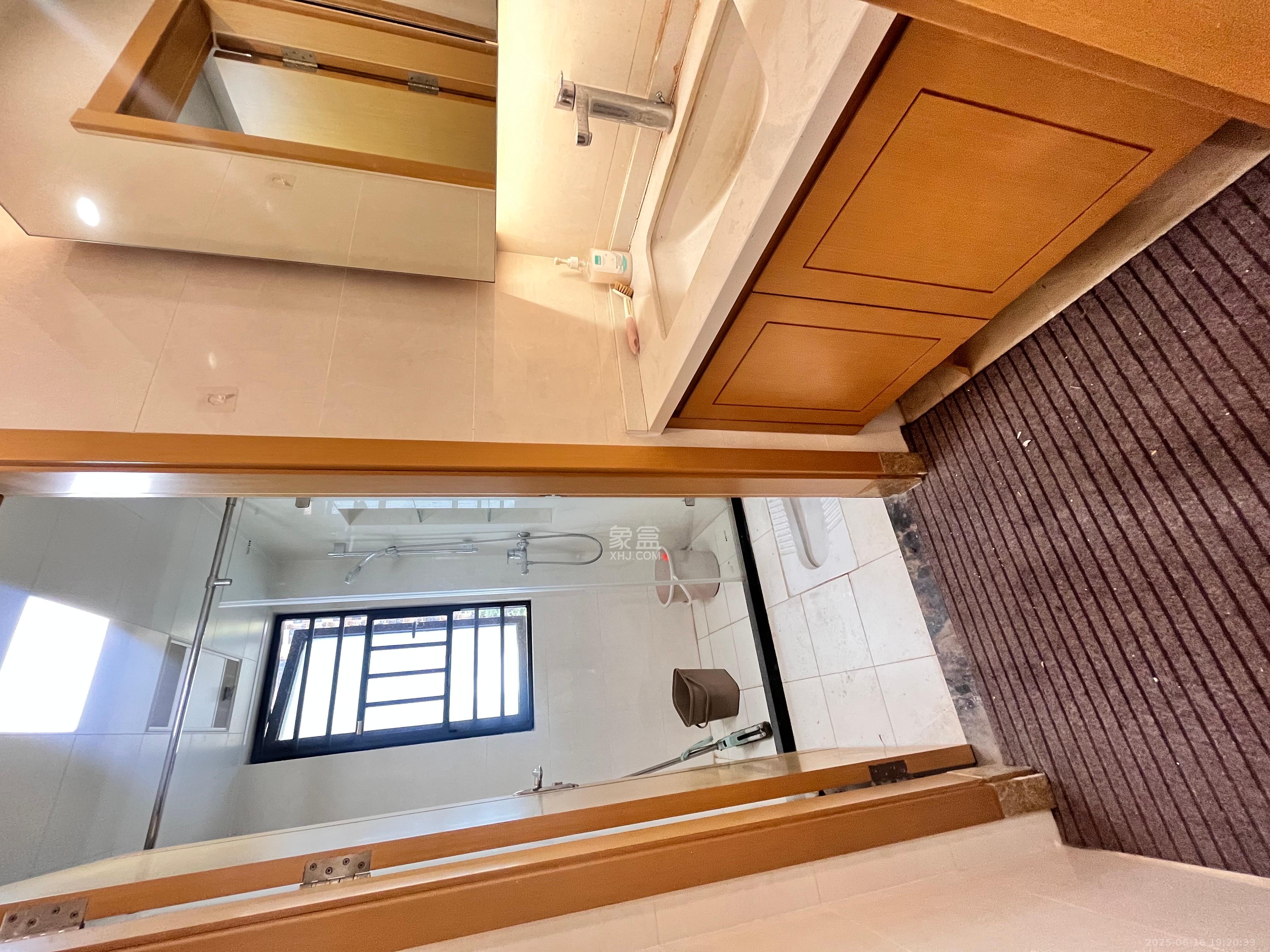 中建璟和城  4室2厅2卫   2900.00元/月室内图