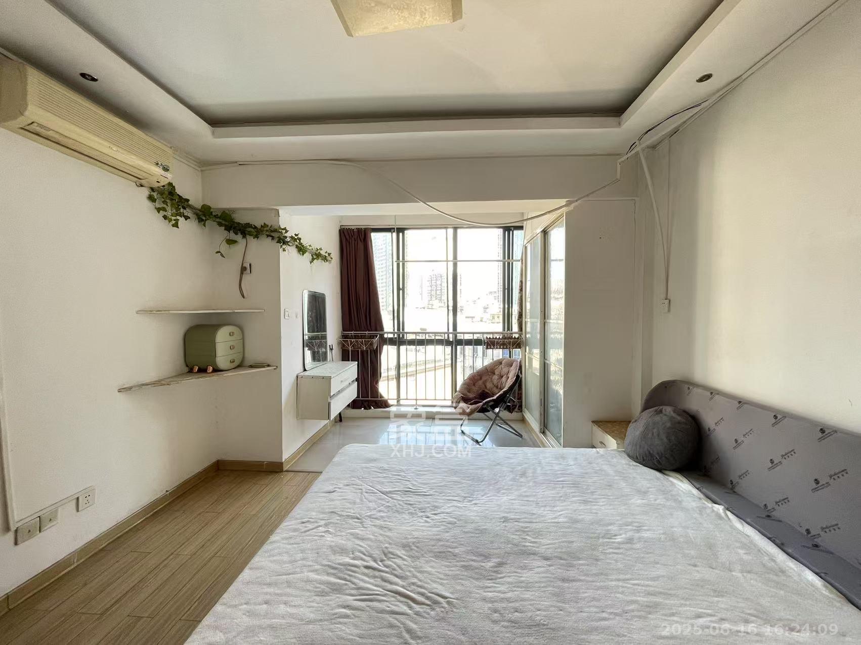 湘江银座 1室1厅1卫 1700.0元/月 湘江银座 1室1厅1卫 1700.0元/月室内图