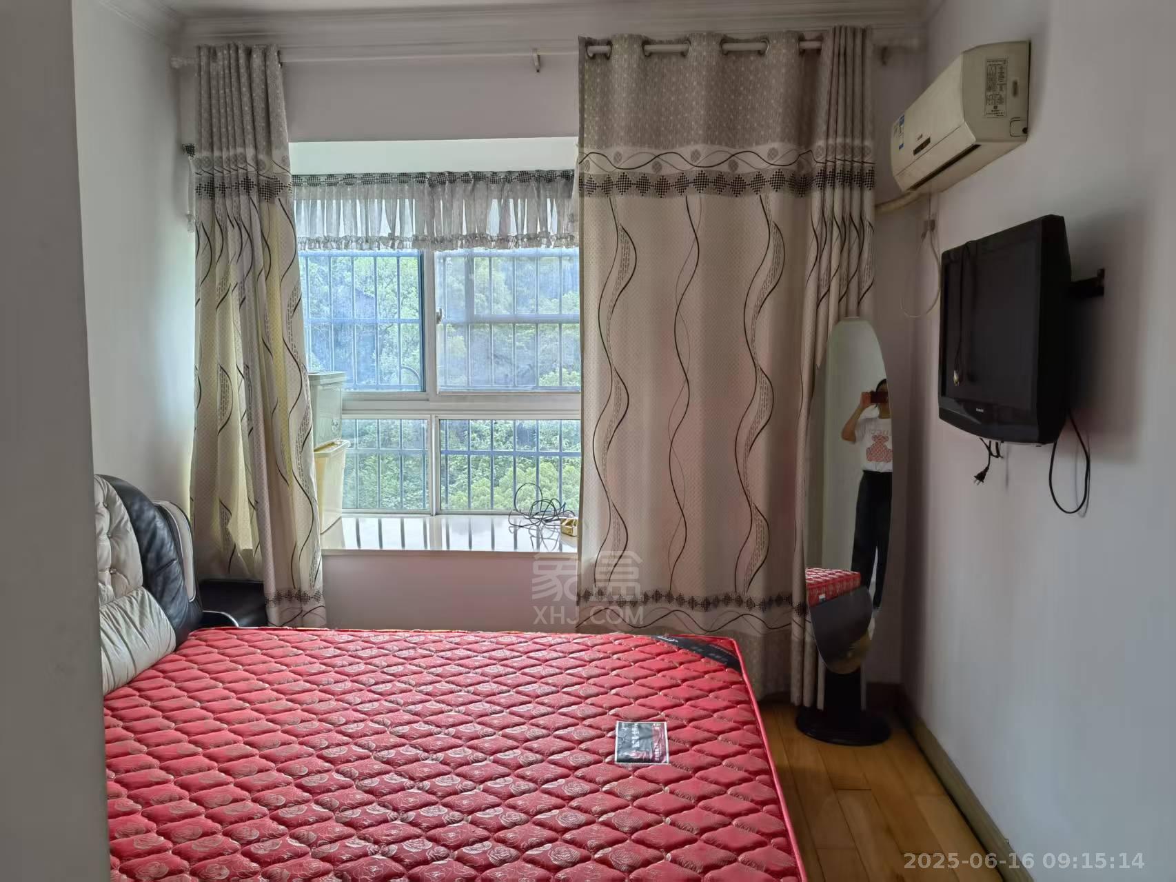 樱花地带 2室2厅1卫 1300.0元/月 樱花地带 2室2厅1卫 1300.0元/月室内图