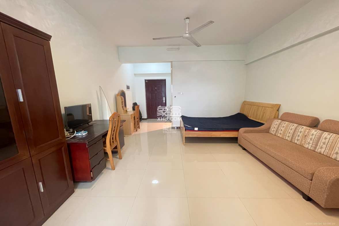 和隆花半里  1室0厅0卫    1400.0元/月 和隆花半里  1室0厅0卫    1400.0元/月室内图