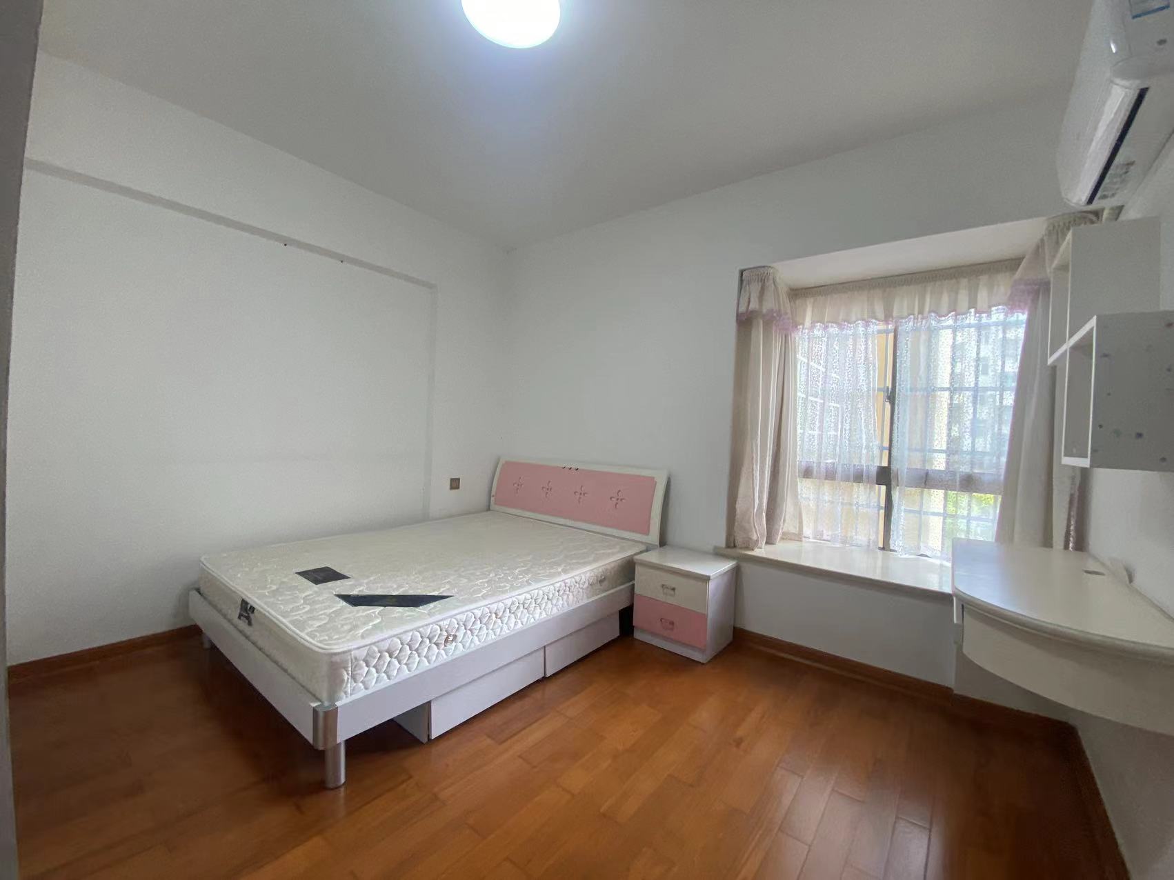 中电怡和苑 3室2厅2卫 2000.0元/月 中电怡和苑 3室2厅2卫 2000.0元/月室内图