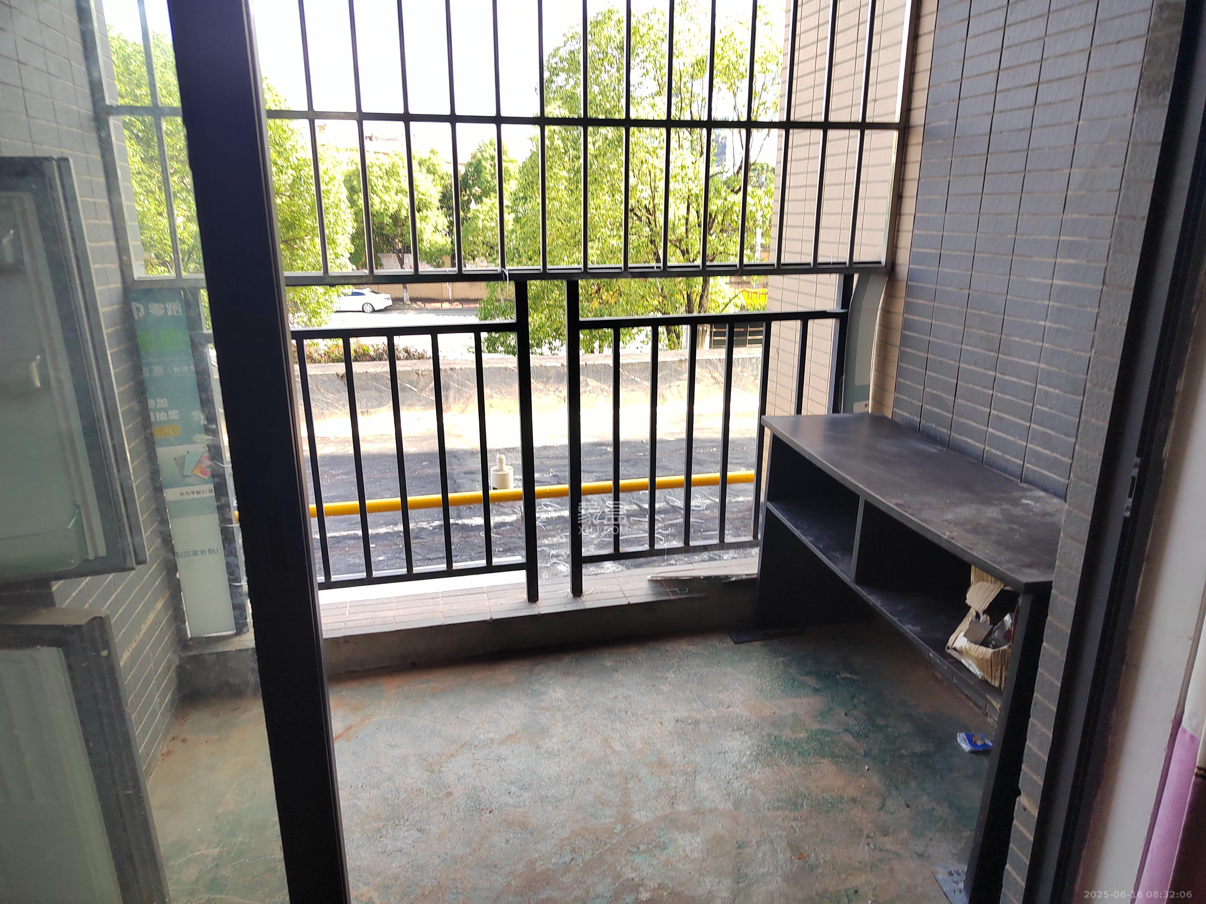 中信文化广场(中信新城二期) 2室2厅1卫 1500.0元/月 中信文化广场(中信新城二期) 2室2厅1卫 1500.0元/月室内图