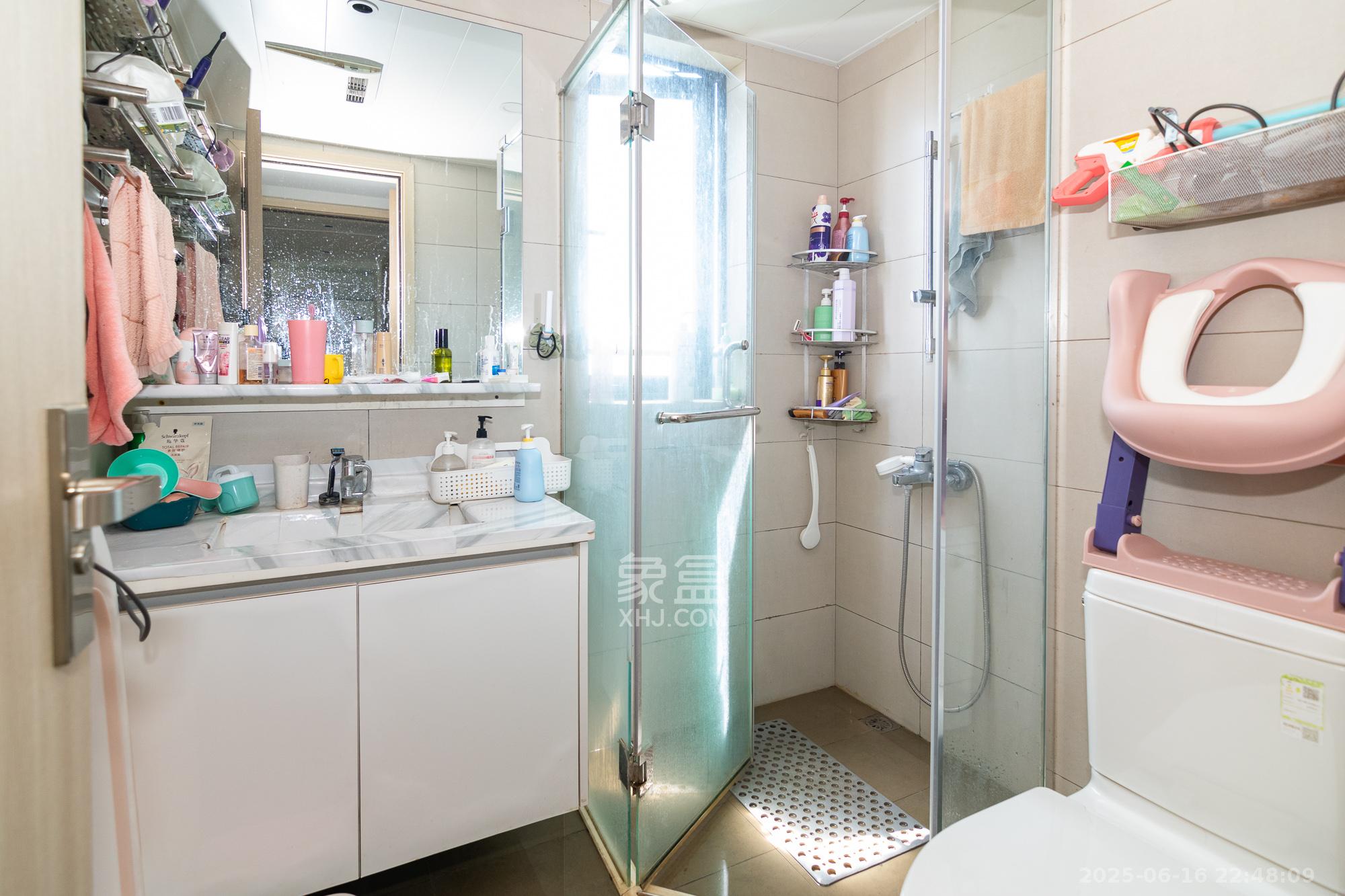 时代年华  1室0厅0卫    85.0万 时代年华  1室0厅0卫    85.0万卫生间