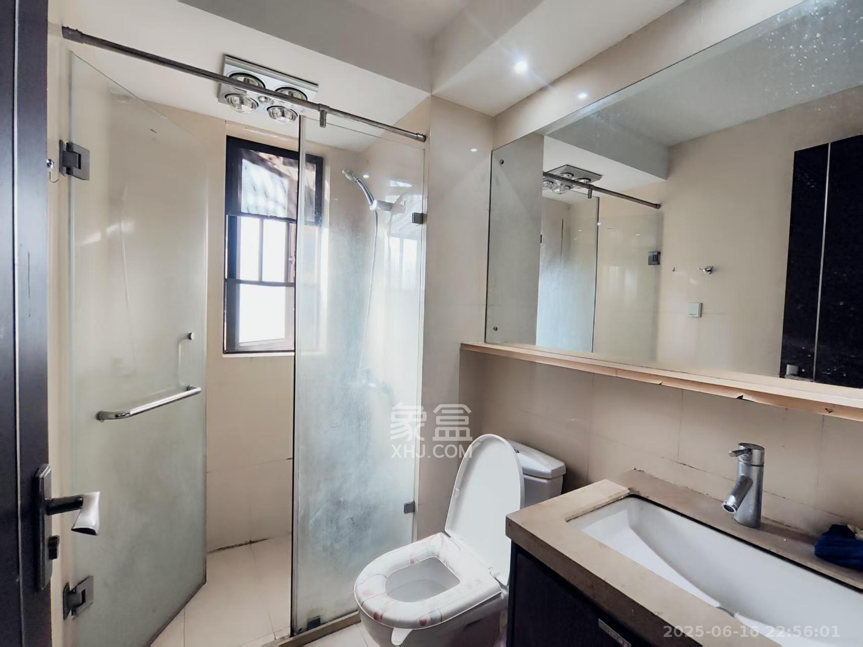 时代倾城一期  2室2厅1卫   1800.00元/月室内图