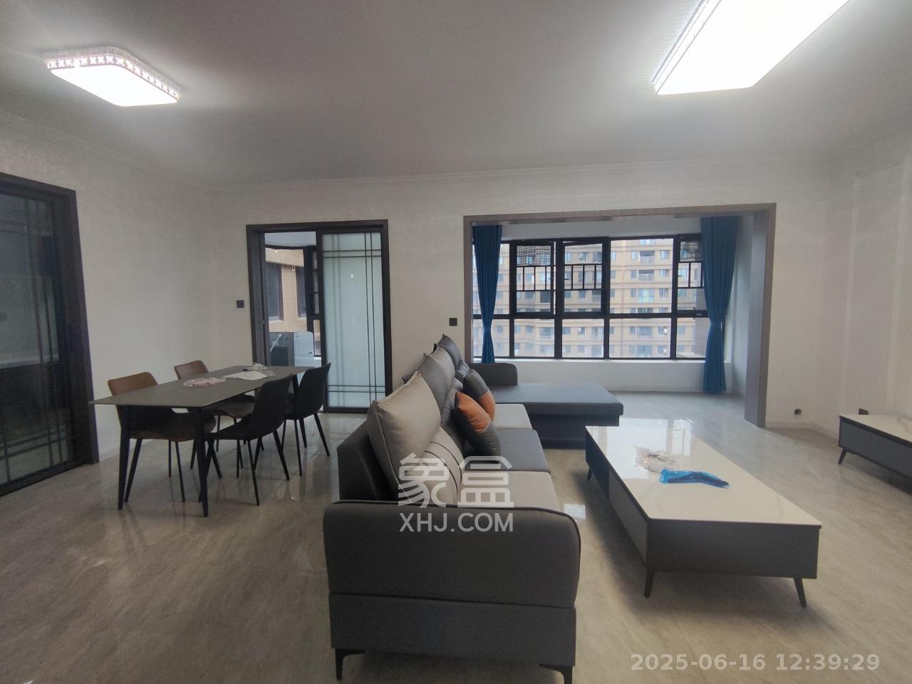 润和美郡(润和紫郡五期)  4室2厅2卫    2700.0元/月 润和美郡(润和紫郡五期)  4室2厅2卫    2700.0元/月室内图