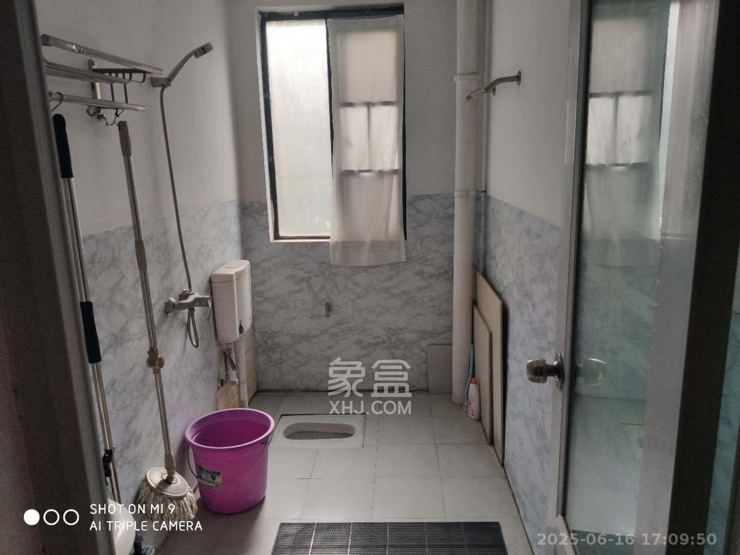 三江花中城 3室2厅1卫 2500.0元/月 三江花中城 3室2厅1卫 2500.0元/月室内图