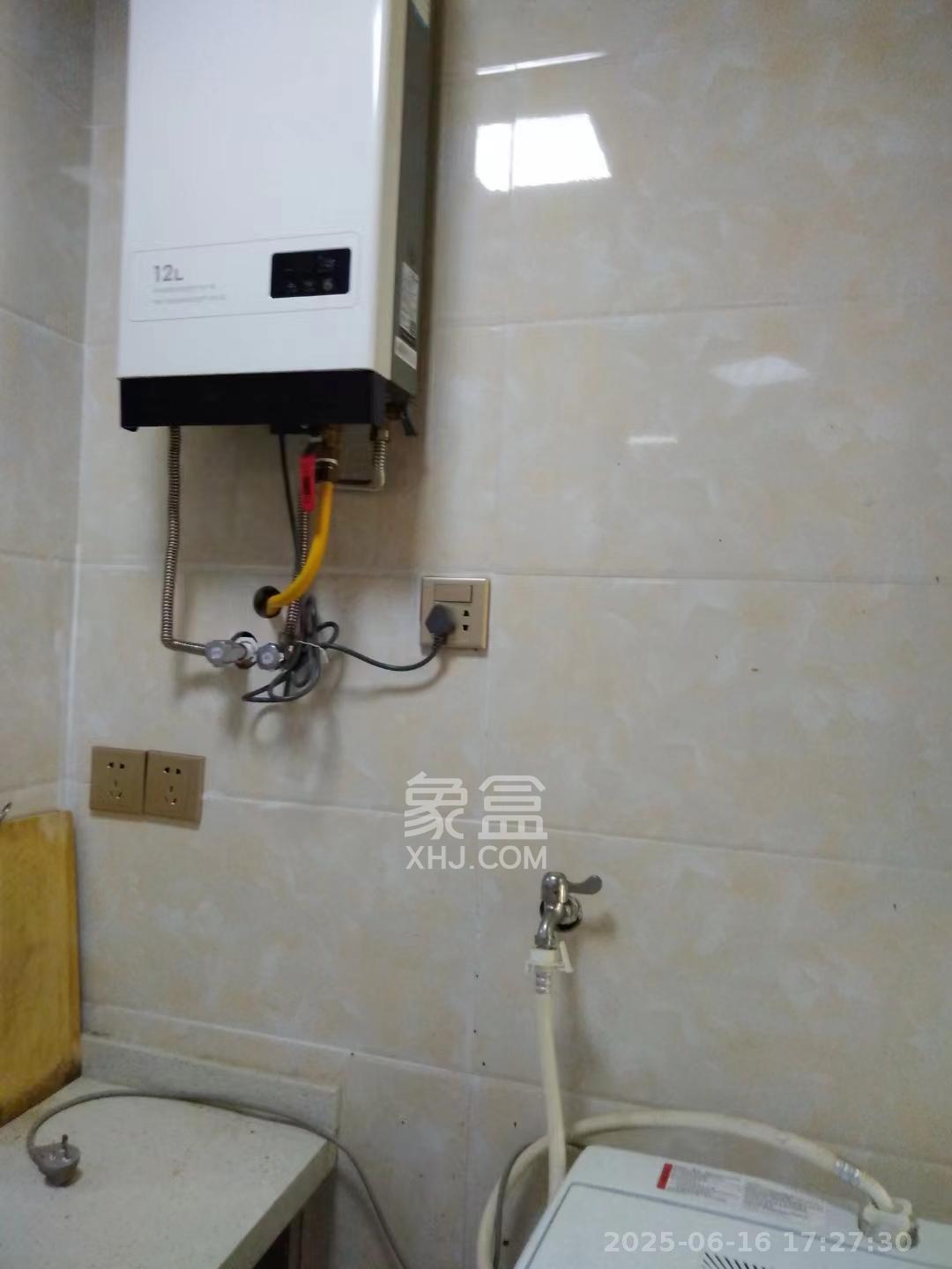 湖南报业文化城(米地亚家园) 3室2厅1卫 2300.0元/月 湖南报业文化城(米地亚家园) 3室2厅1卫 2300.0元/月室内图