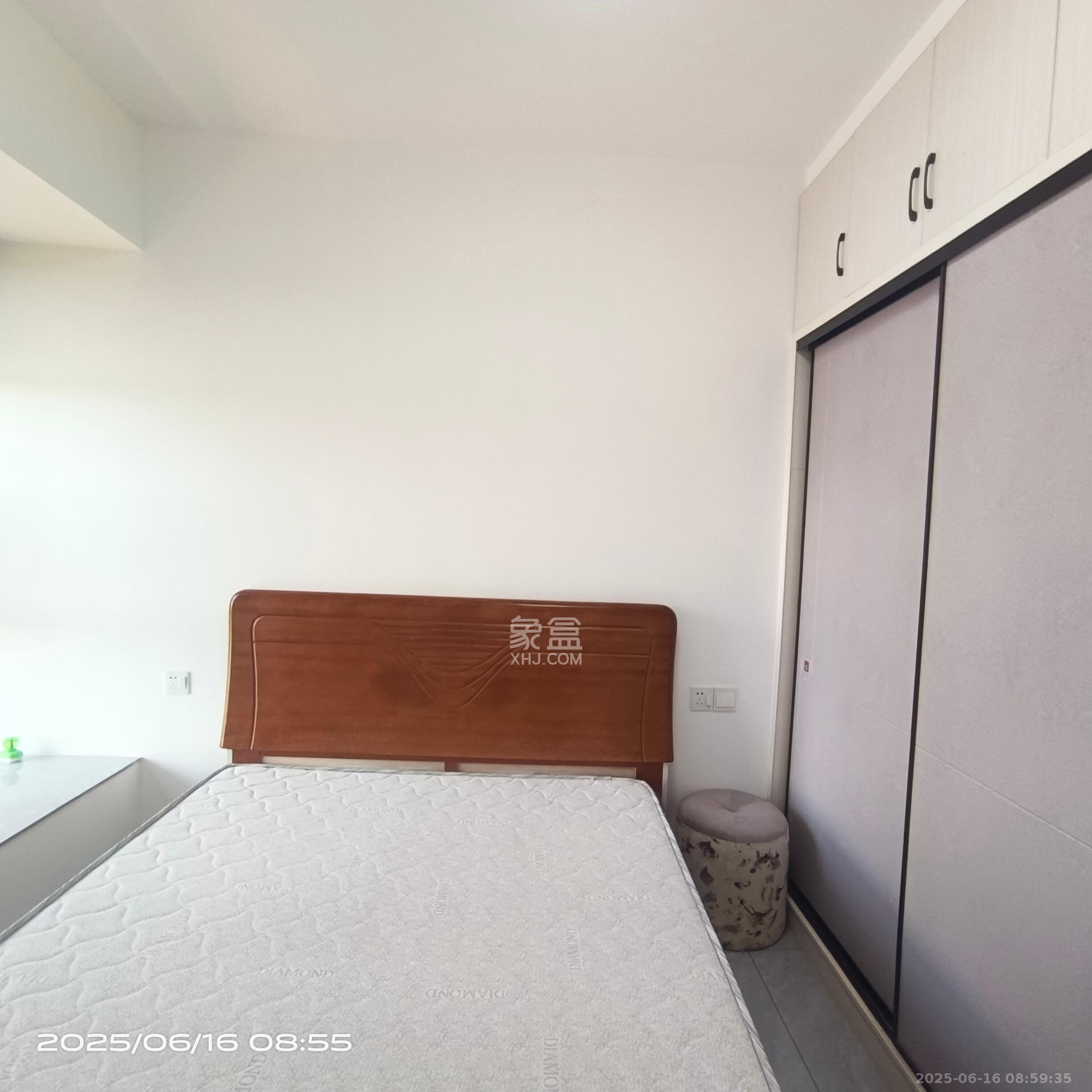 幸福庄园  3室2厅1卫   1600.00元/月室内图