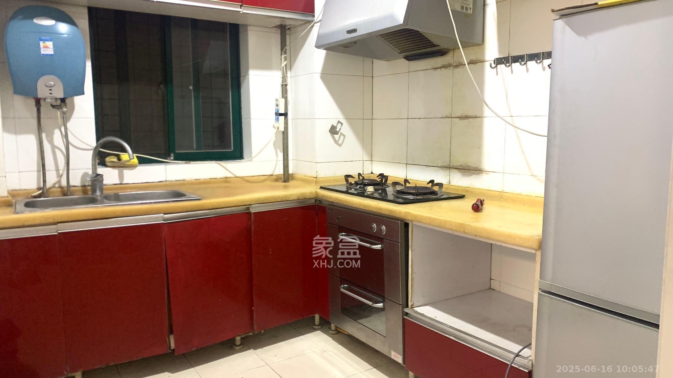 永宏佳园  3室2厅2卫   2600.00元/月室内图