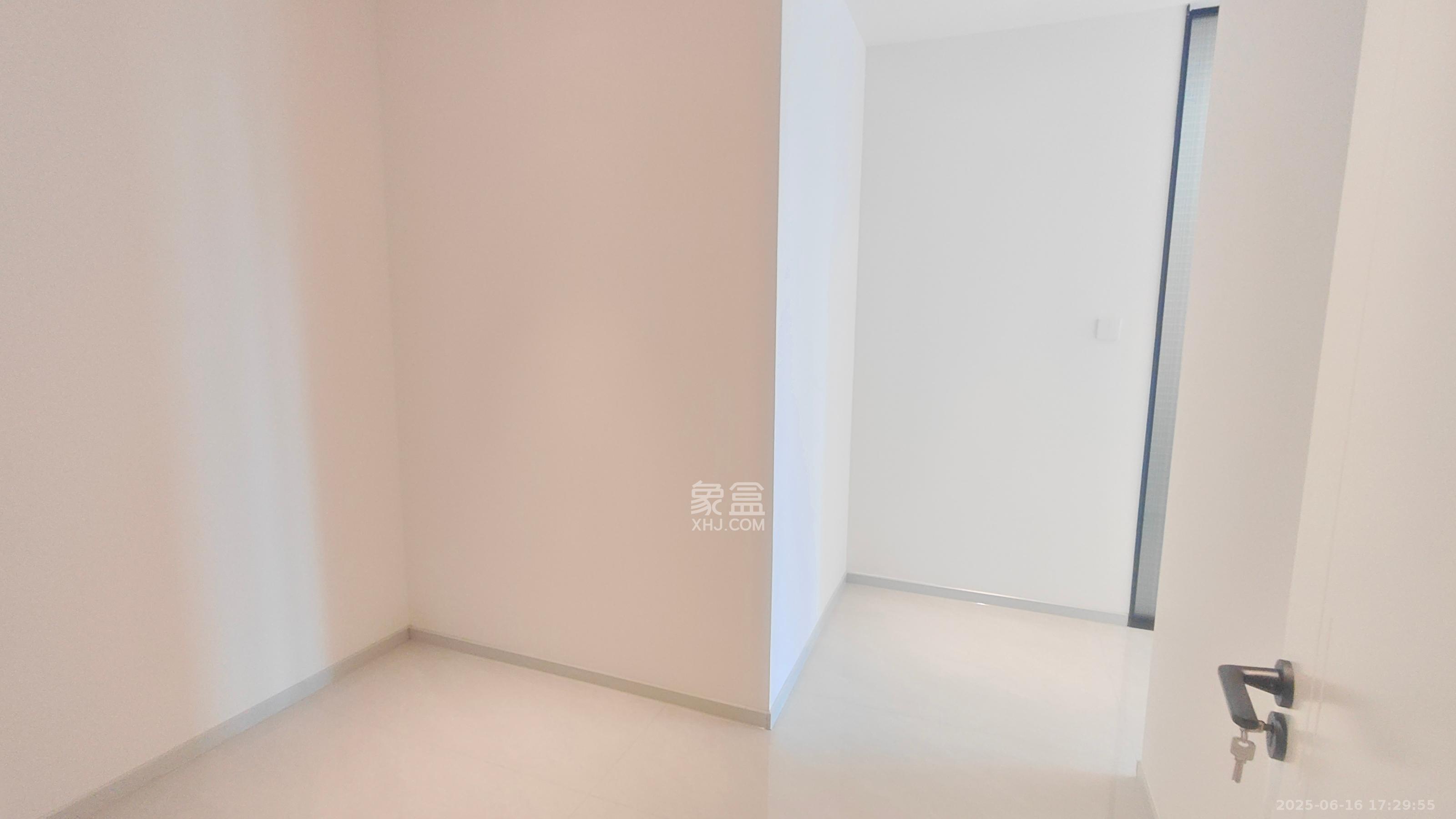 正荣梅溪紫阙台 5室2厅3卫 10000.0元/月 正荣梅溪紫阙台 5室2厅3卫 10000.0元/月室内图