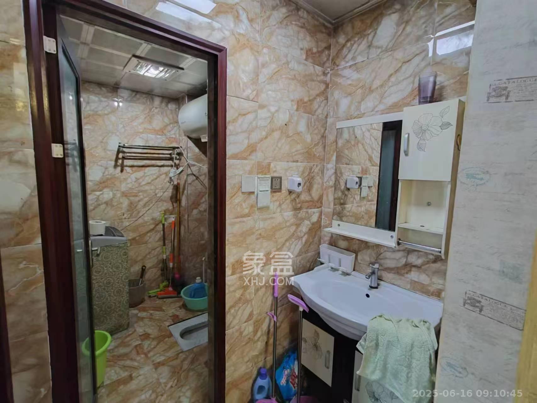 五一中央领御 3室2厅1卫 3800.0元/月 五一中央领御 3室2厅1卫 3800.0元/月室内图