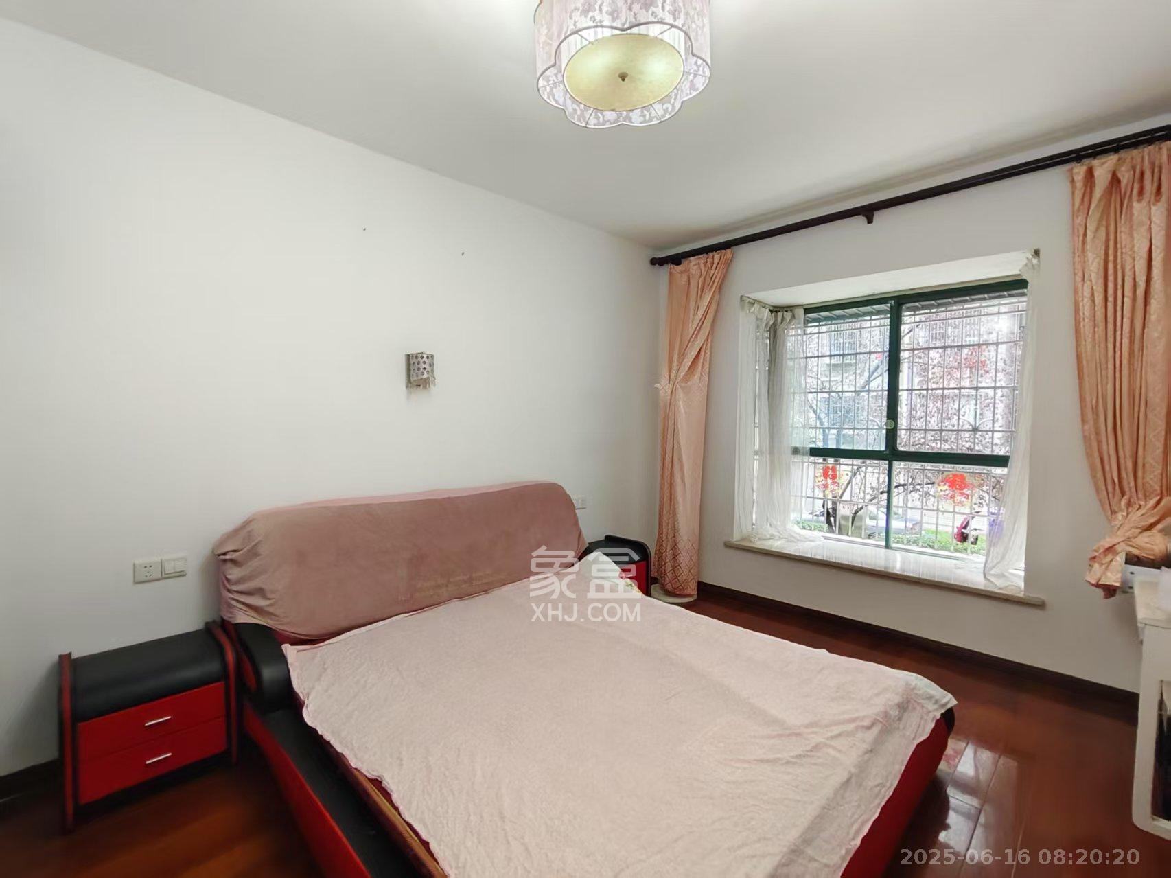 水印康桥 3室2厅2卫 1300.0元/月 水印康桥 3室2厅2卫 1300.0元/月室内图