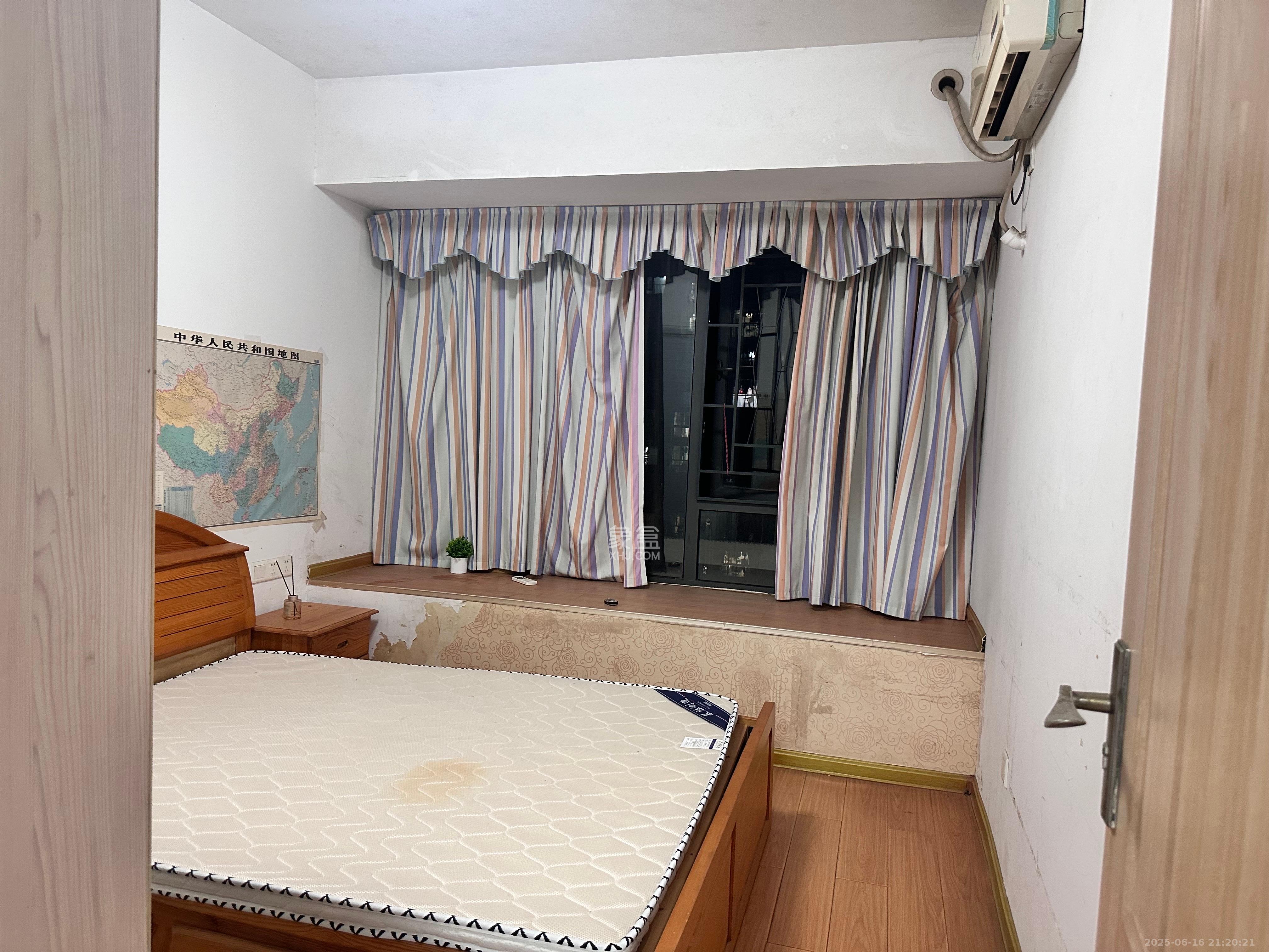 华润凤凰城二期 3室2厅1卫 2000.0元/月 华润凤凰城二期 3室2厅1卫 2000.0元/月室内图