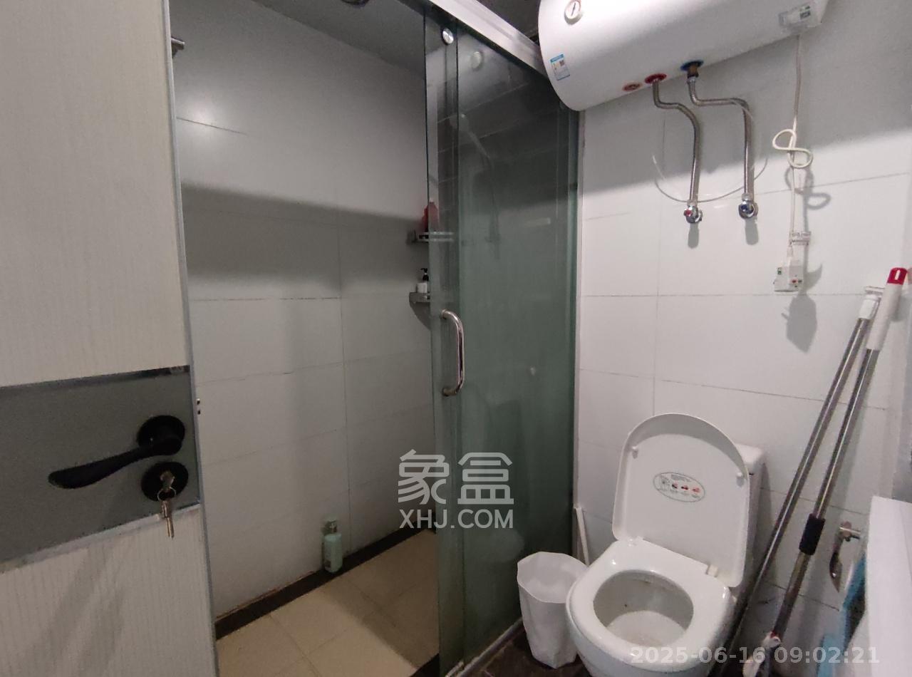 江山帝景哈佛  1室0厅0卫   1400.00元/月室内图