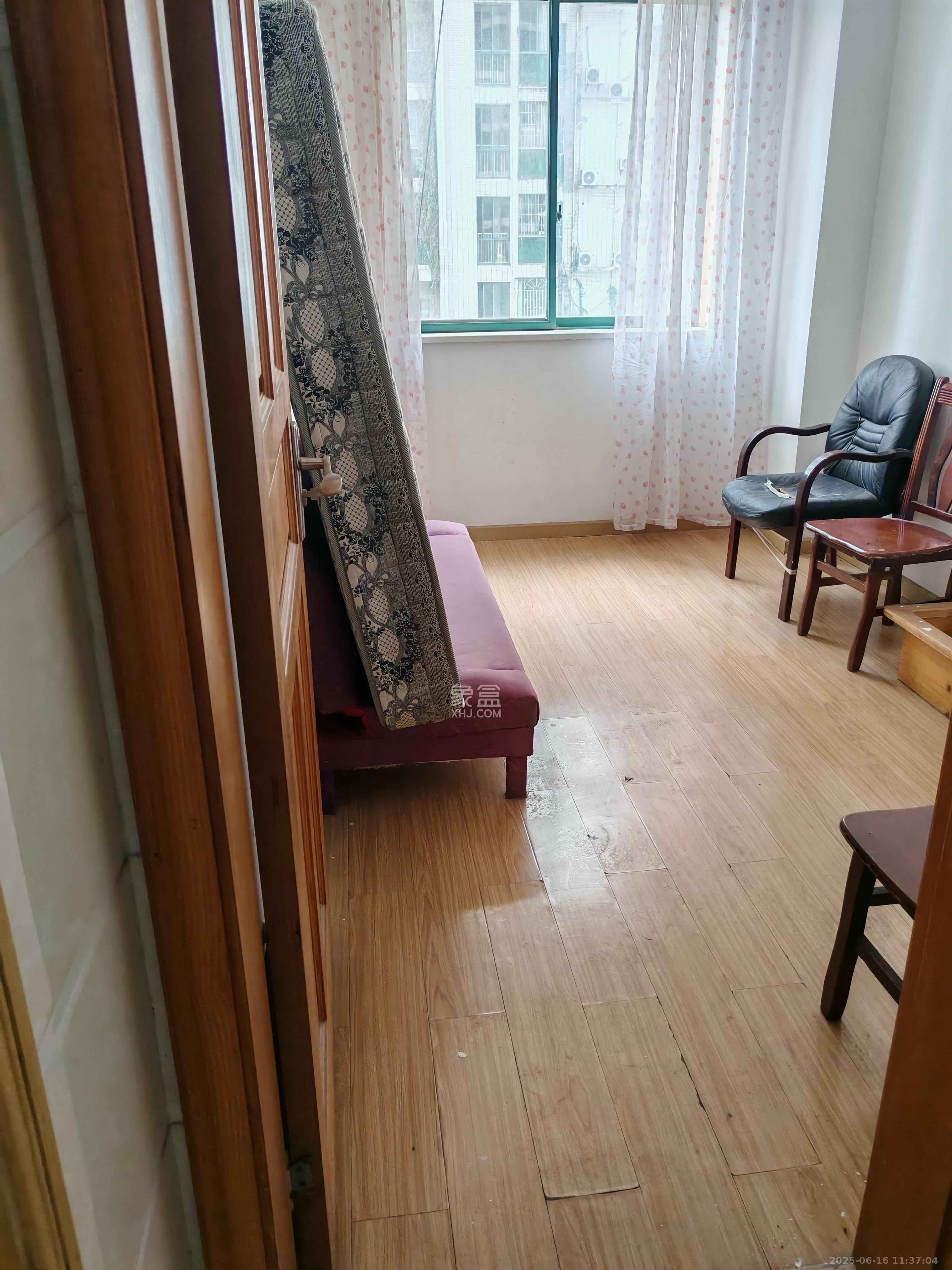 曙光大邸  3室2厅1卫   3000.00元/月室内图
