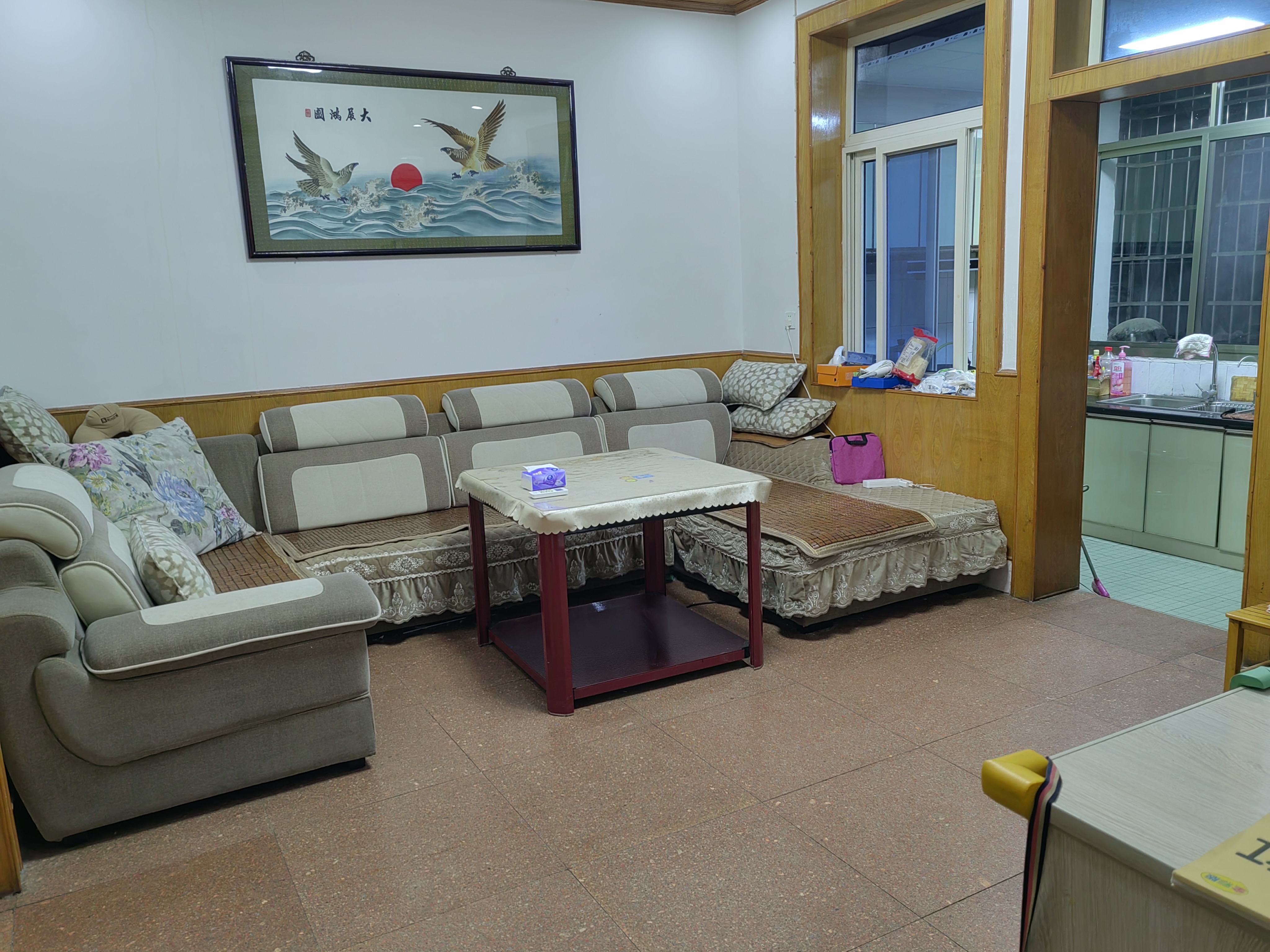 娄底市教育局家属楼  1室0厅0卫    2000.0元/月室内图