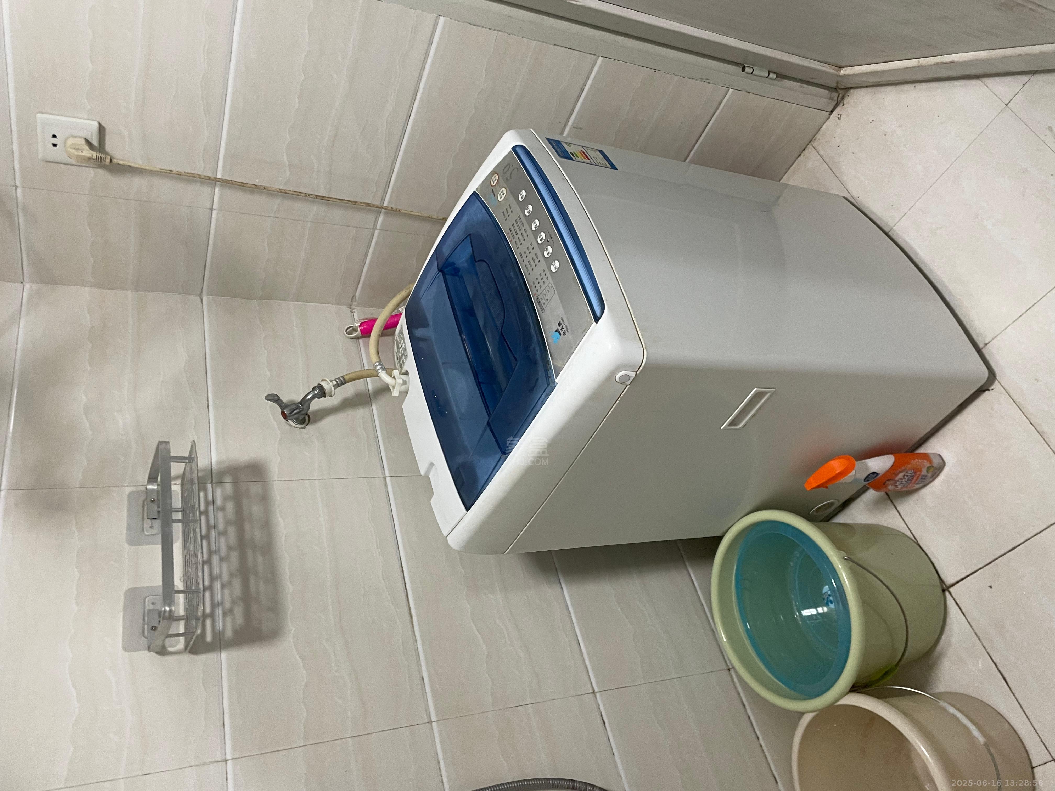 鸿益广场 1室1厅1卫 800.0元/月 鸿益广场 1室1厅1卫 800.0元/月室内图