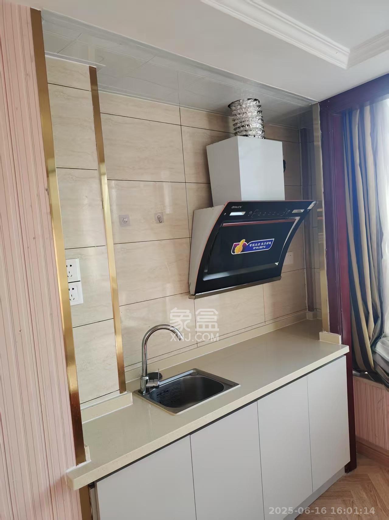 海德公园 1室1厅1卫 1200.0元/月 海德公园 1室1厅1卫 1200.0元/月室内图