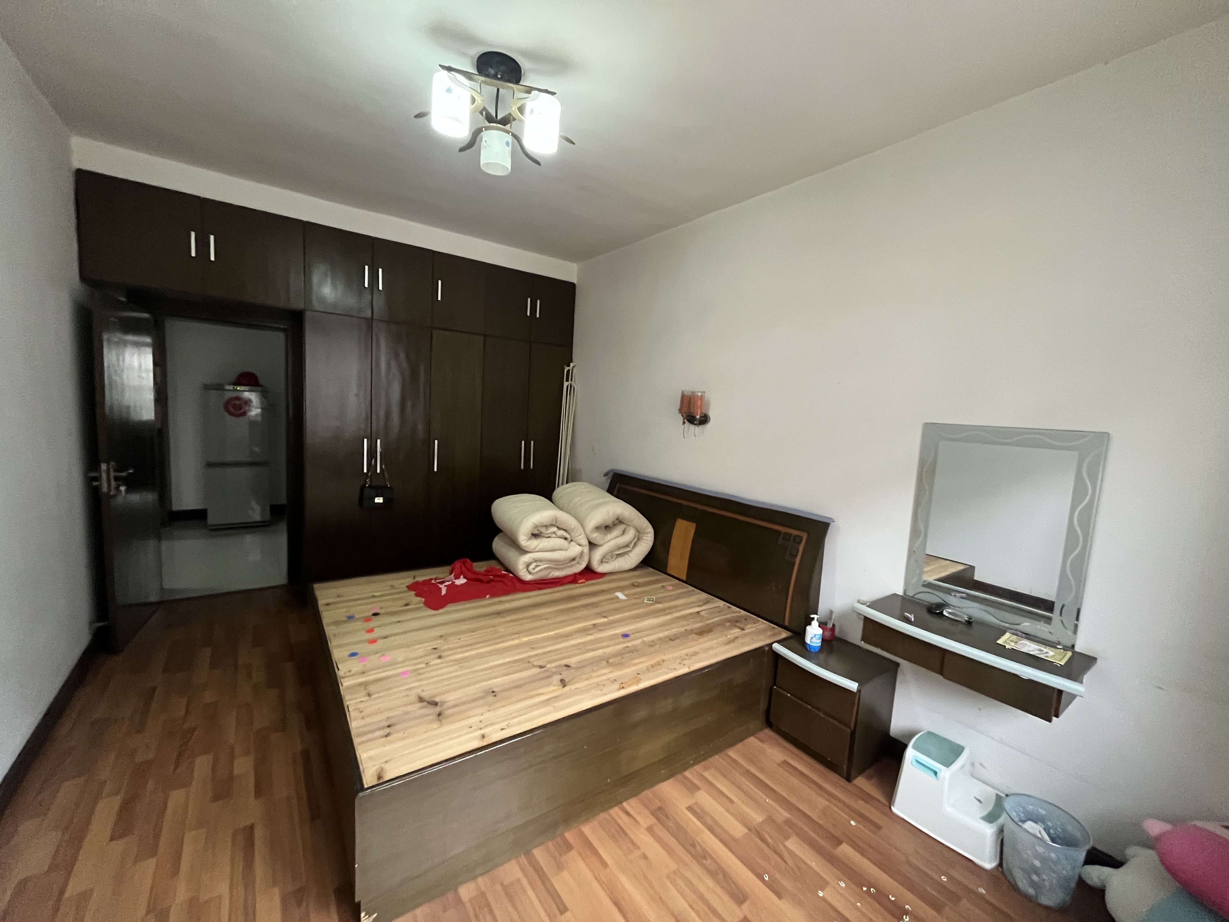 安琪花园  3室2厅2卫    1000.0元/月 安琪花园  3室2厅2卫    1000.0元/月室内图