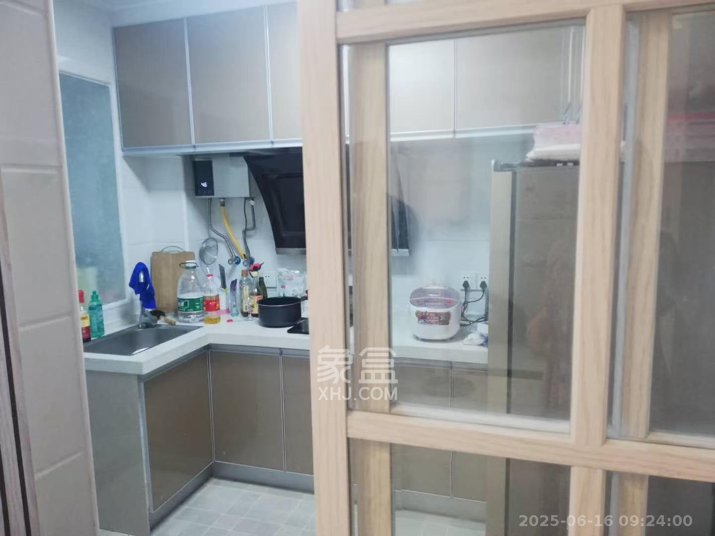 凯富南方鑫城 1室1厅1卫 1600.0元/月 凯富南方鑫城 1室1厅1卫 1600.0元/月室内图