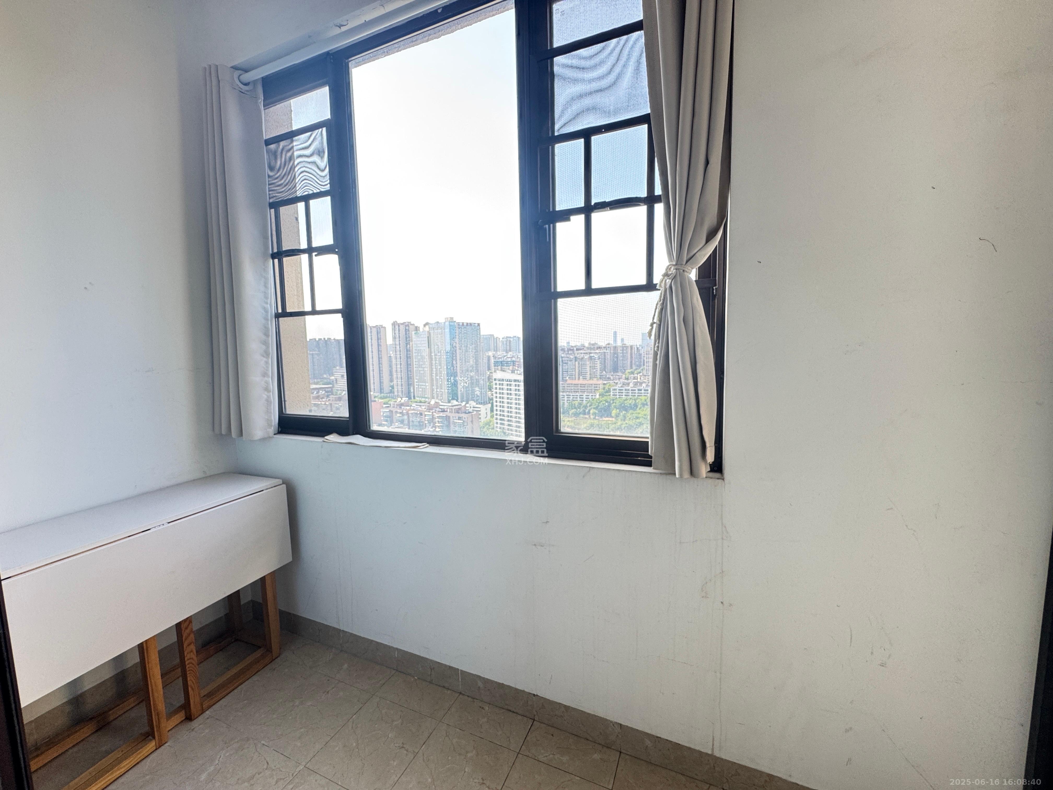 中建信和城 1室1厅1卫 1600.0元/月 中建信和城 1室1厅1卫 1600.0元/月室内图