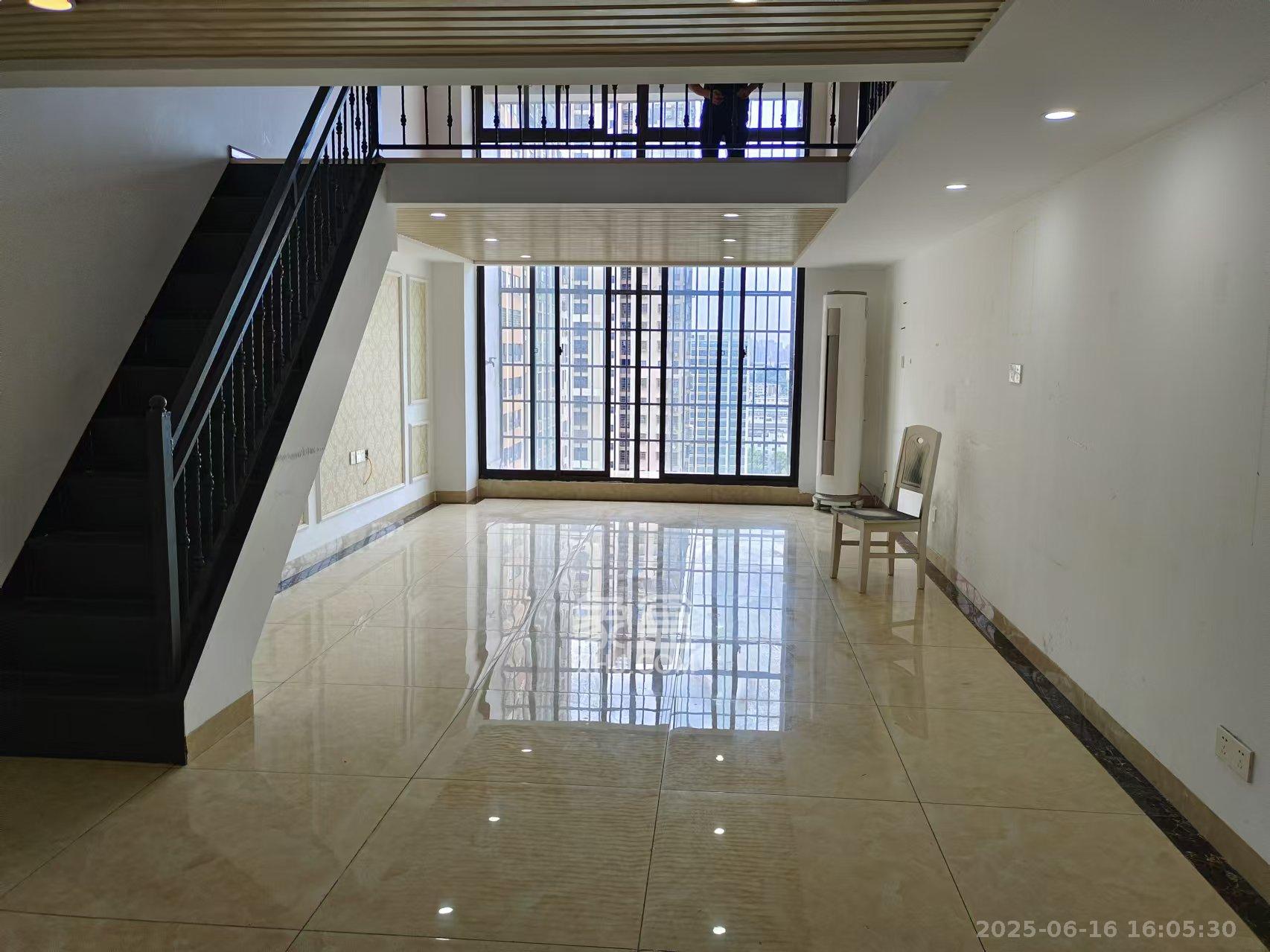 金科时代中心 1室1厅1卫 1600.0元/月 金科时代中心 1室1厅1卫 1600.0元/月室内图