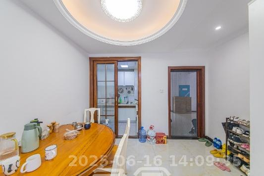 中建芙蓉嘉苑  3室2厅2卫   2600.00元/月室内图