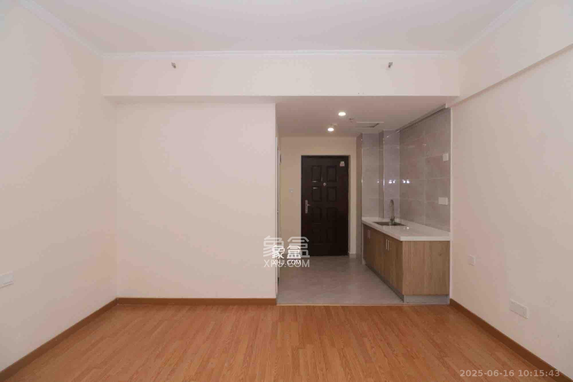 当代滨江MOMA  1室1厅1卫   1500.00元/月室内图