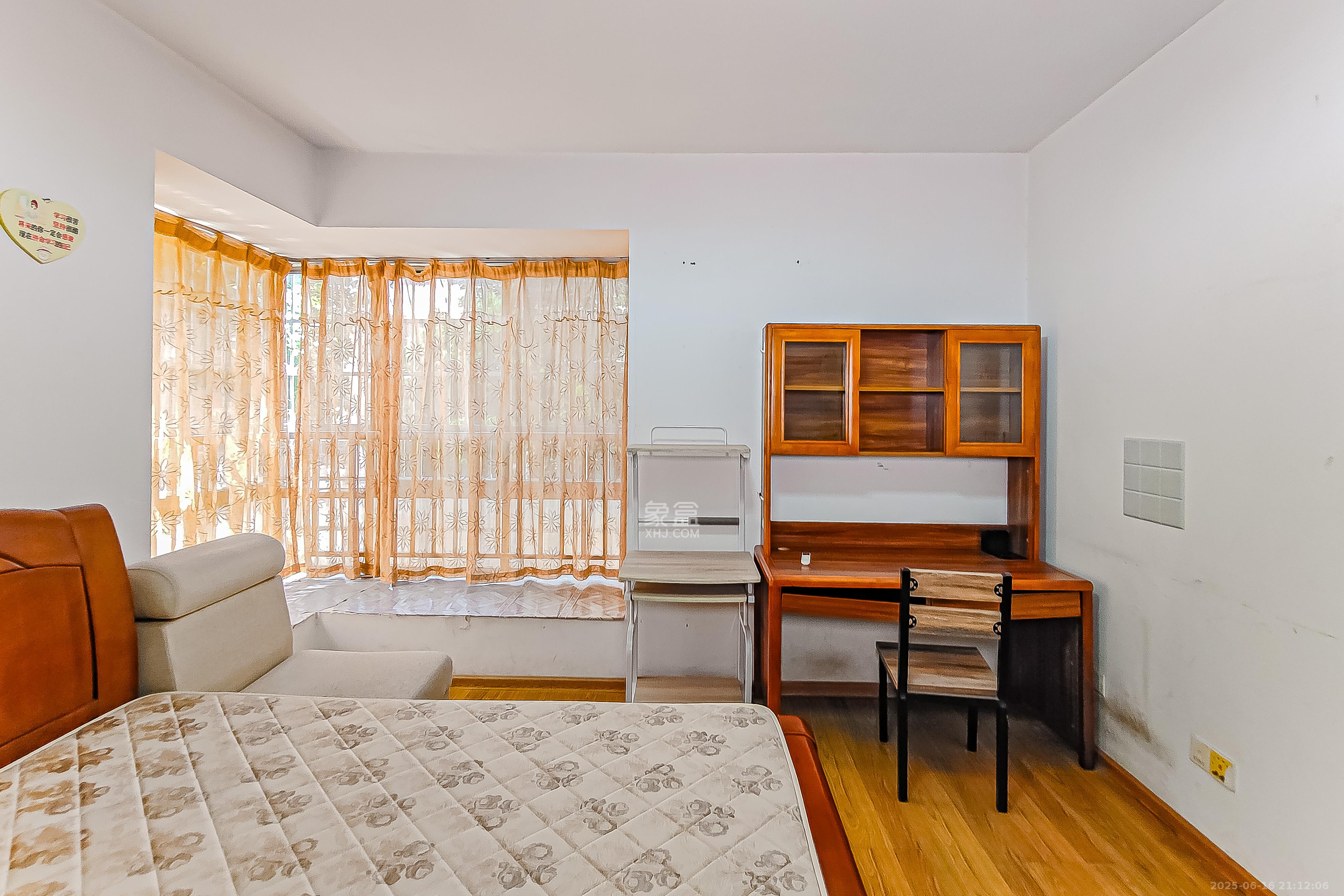 中天枫景园  2室2厅1卫    188.0万 中天枫景园  2室2厅1卫    188.0万卧室