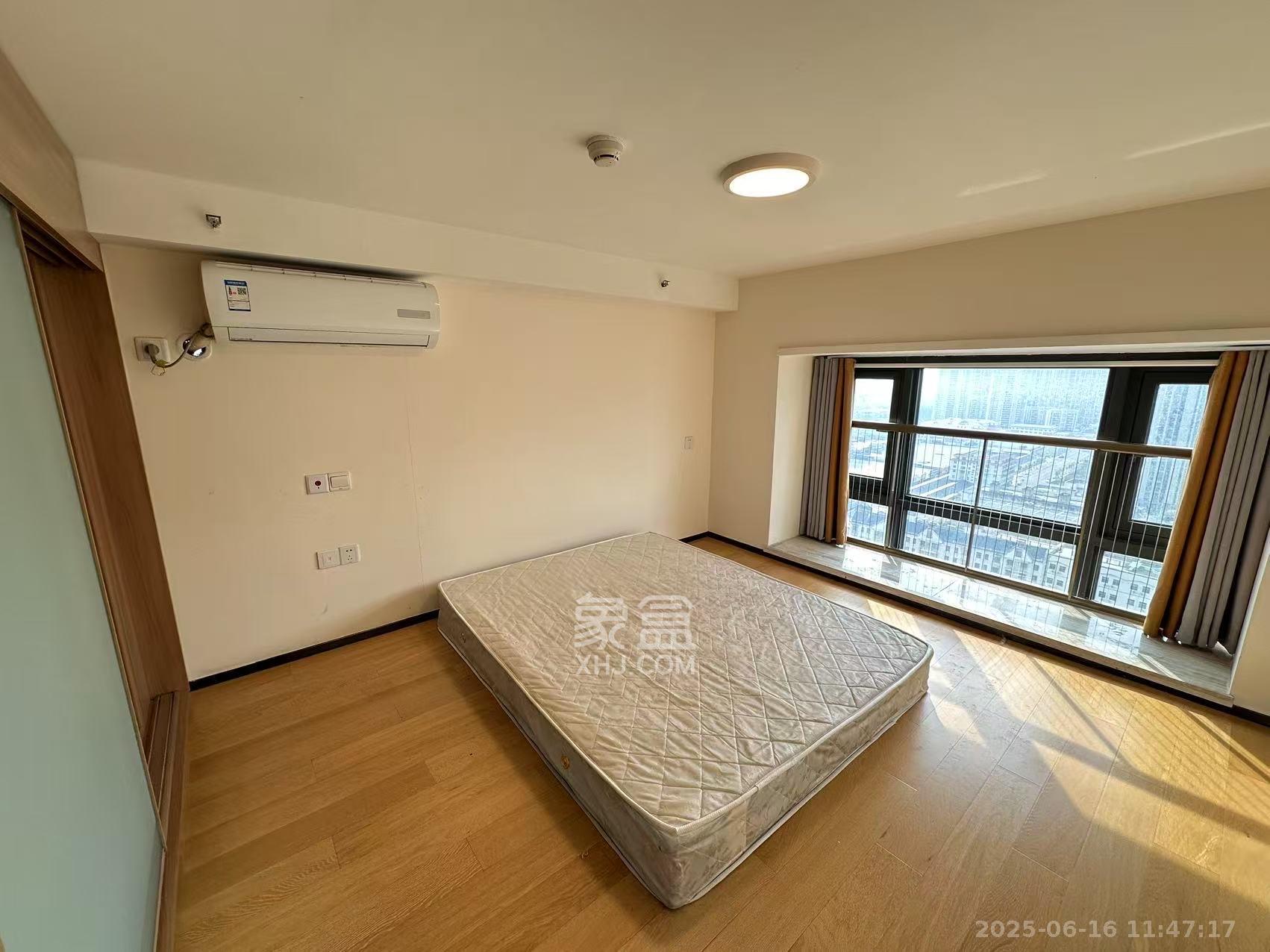 恒大江湾   85.0㎡     2800.00元/月室内图