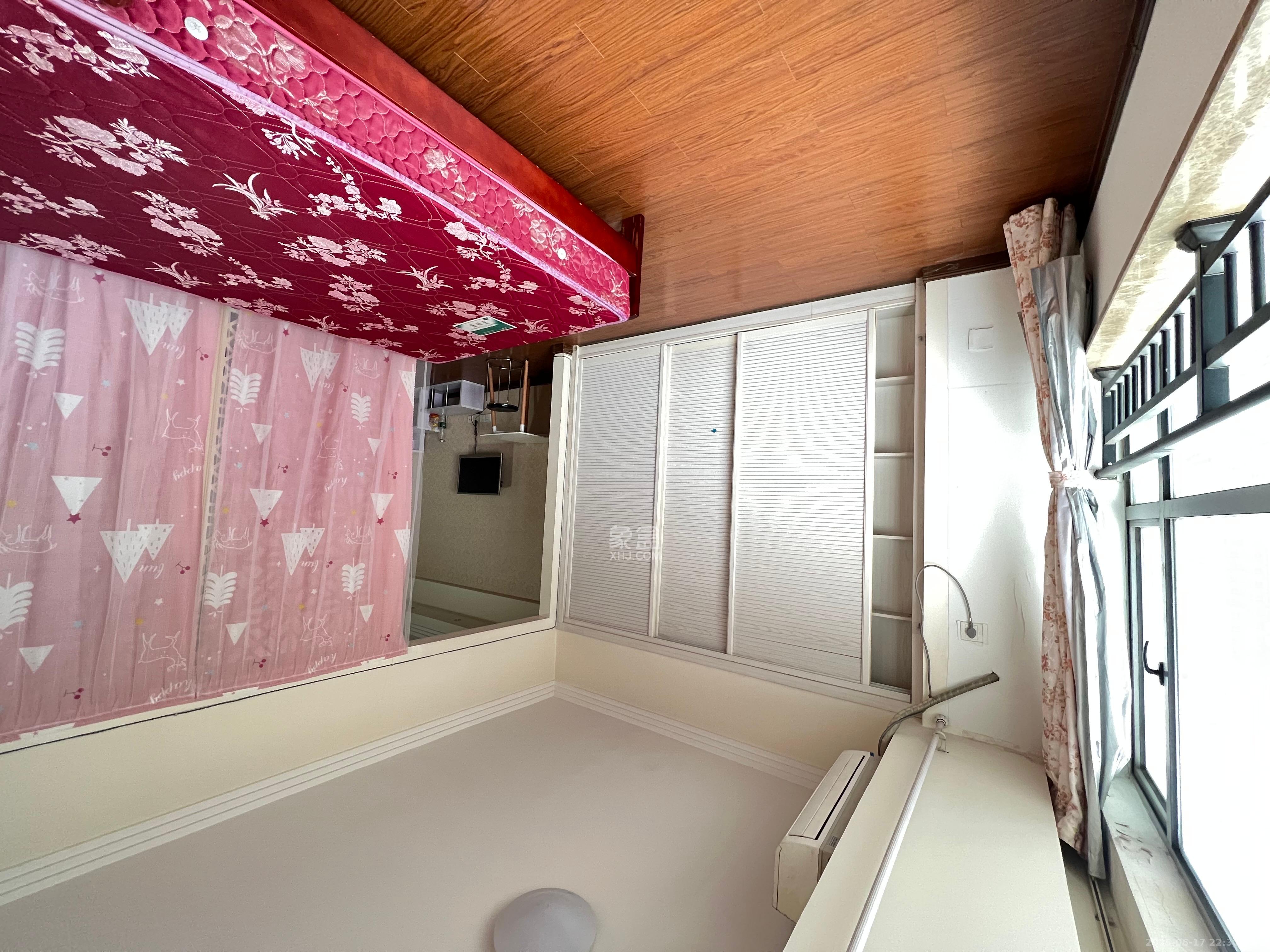 西子一间 1室1厅1卫 1400.0元/月 西子一间 1室1厅1卫 1400.0元/月室内图