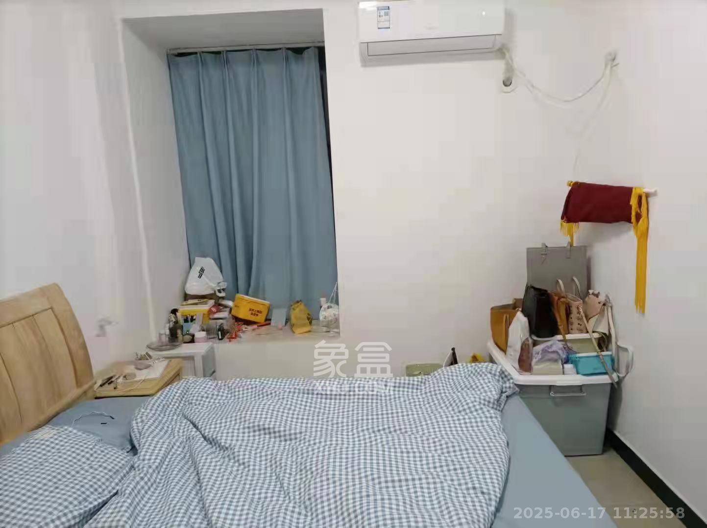 恒生碧水龙庭  3室2厅2卫    2200.0元/月室内图