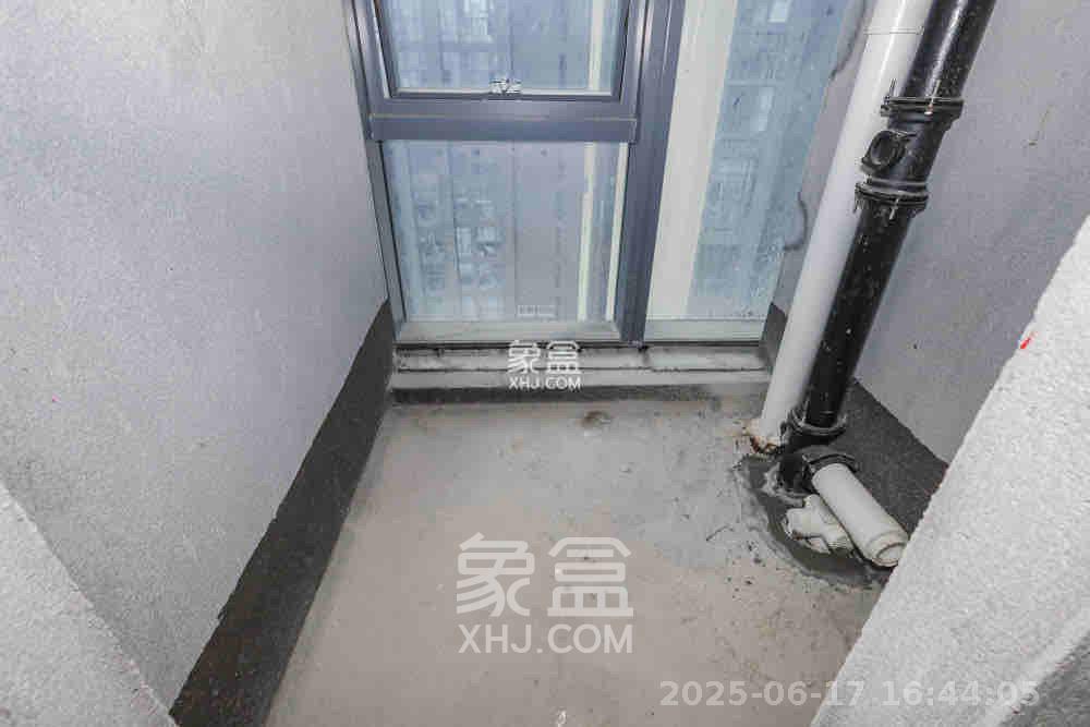 卓越中寰 2室1厅1卫 3800.0元/月 卓越中寰 2室1厅1卫 3800.0元/月室内图