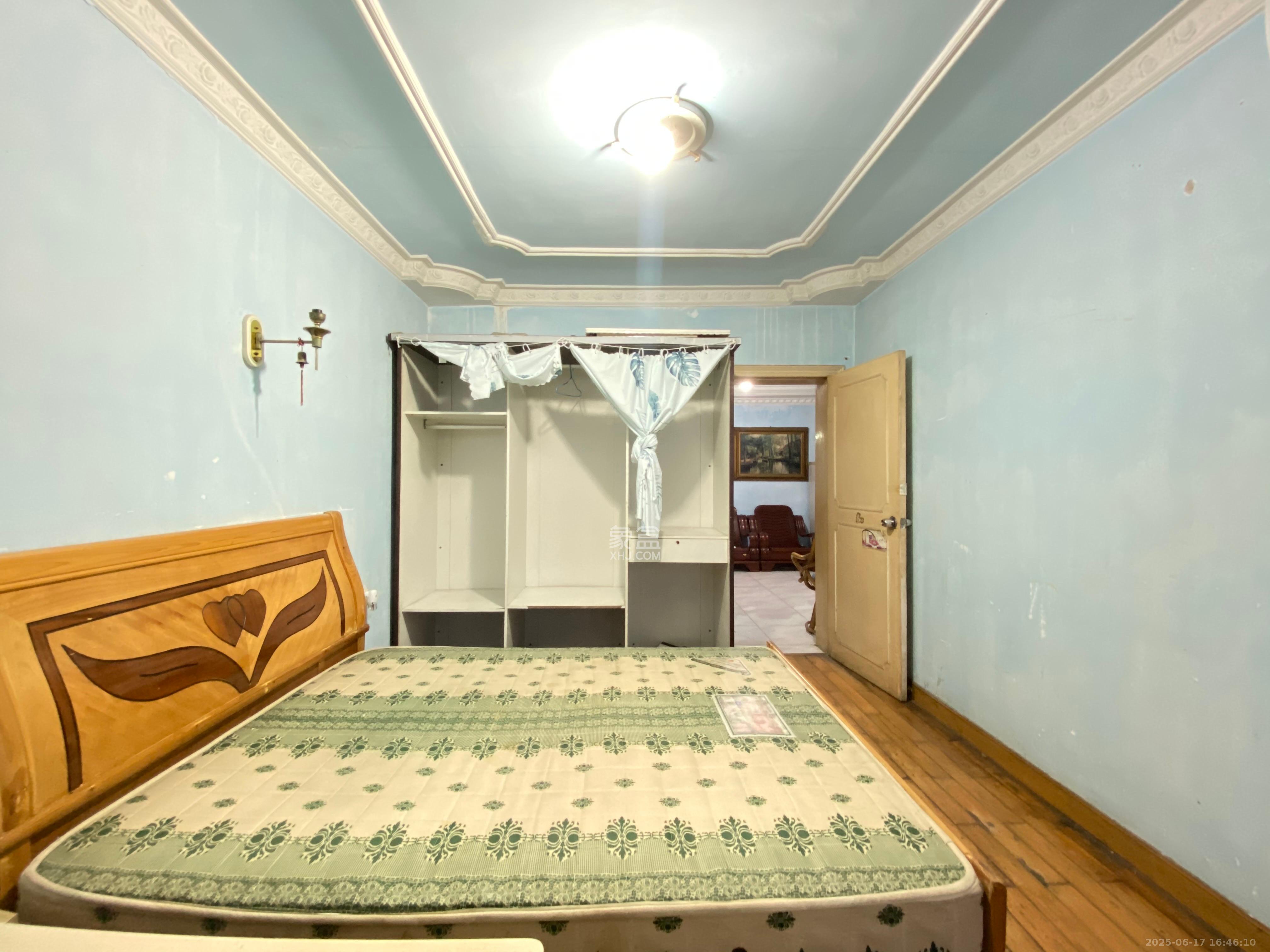 利园小区 1室2厅1卫 1500.0元/月 利园小区 1室2厅1卫 1500.0元/月室内图