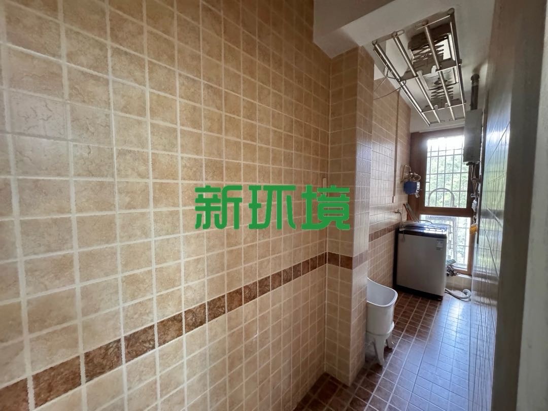 山水印象  3室2厅2卫   2200.00元/月室内图