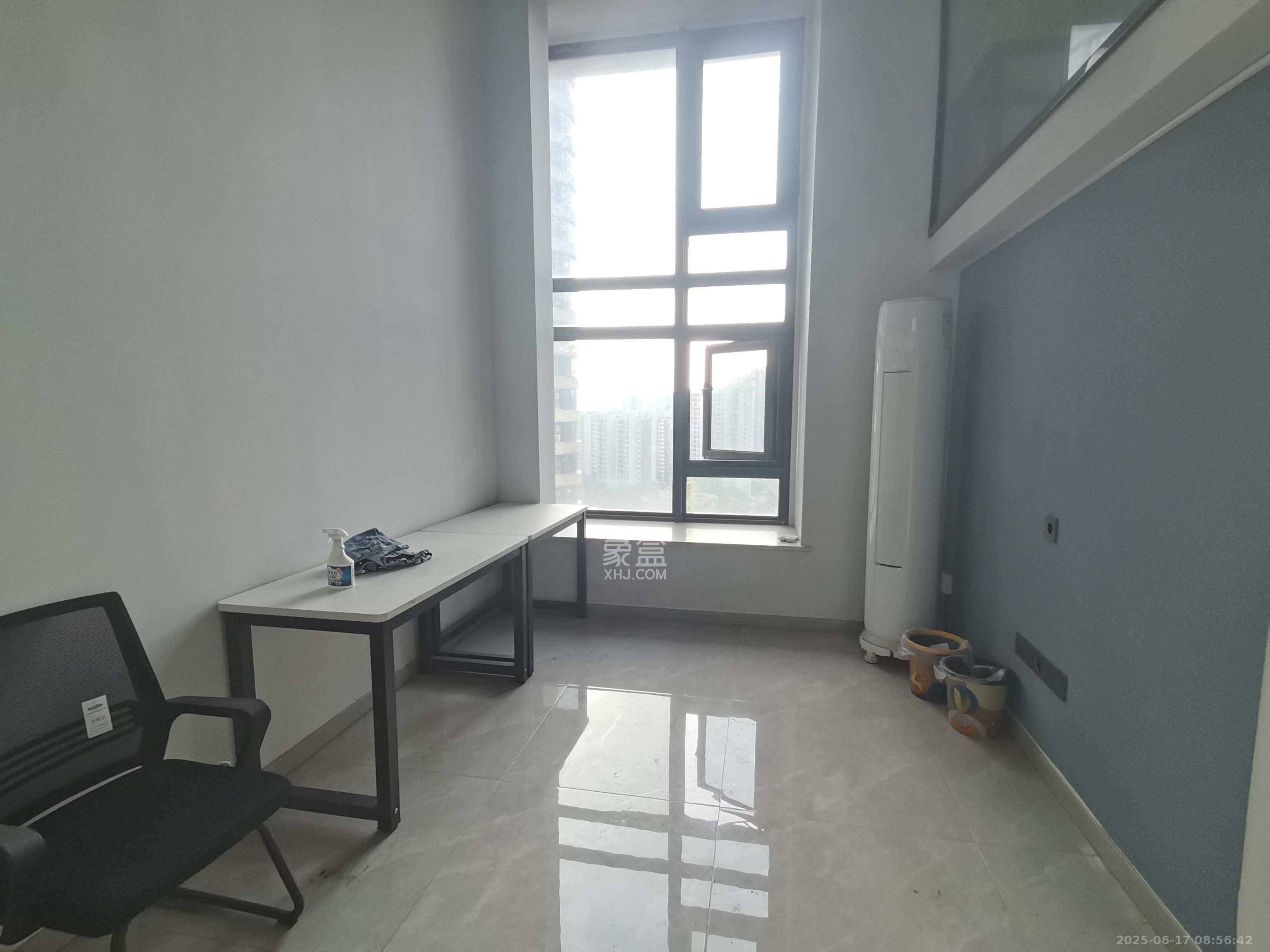 明昇壹城(明昇时代广场)三期 2室1厅1卫 2400.0元/月 明昇壹城(明昇时代广场)三期 2室1厅1卫 2400.0元/月室内图