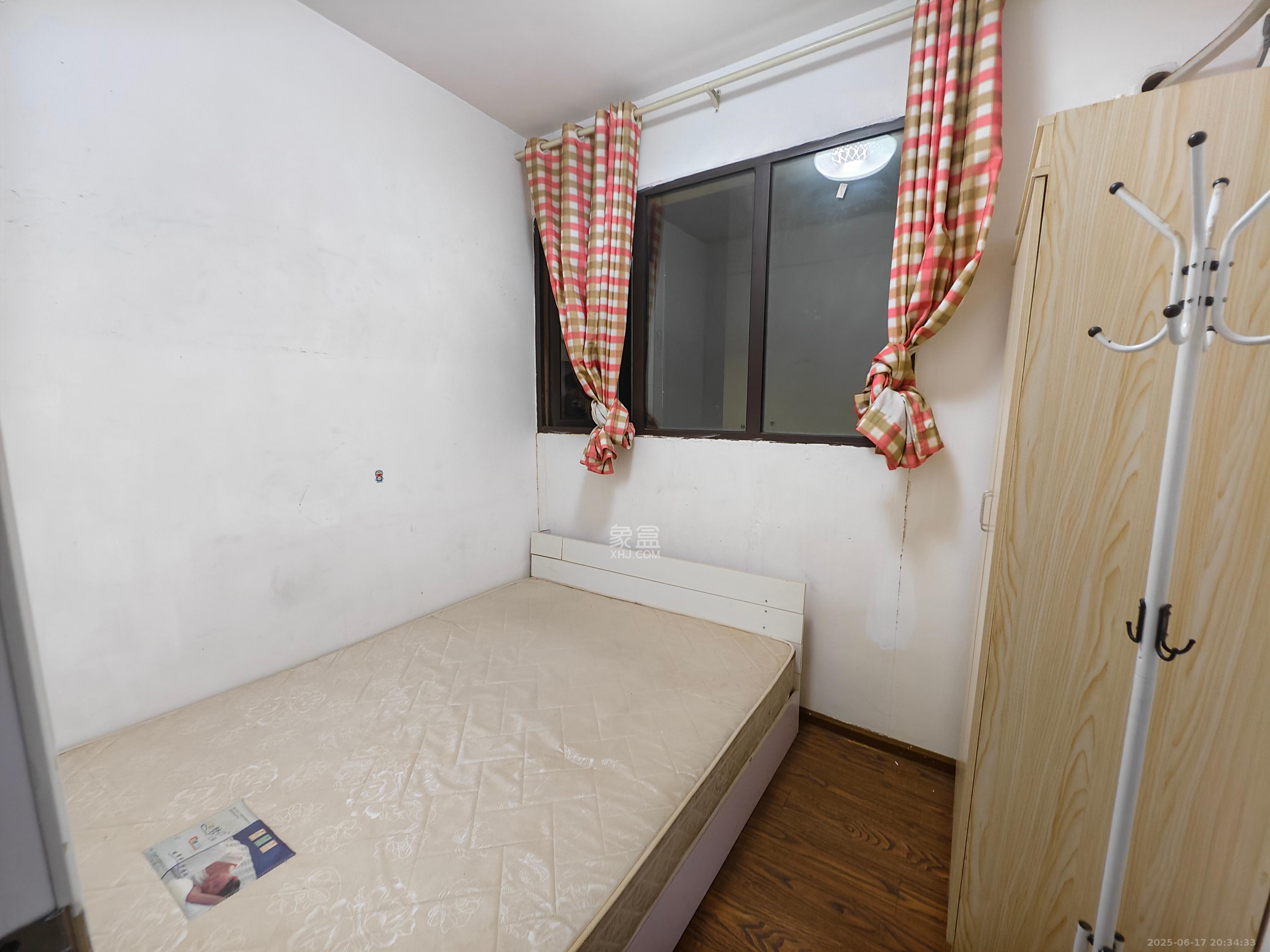 梅溪鑫苑名家  3室2厅1卫    2100.0元/月室内图