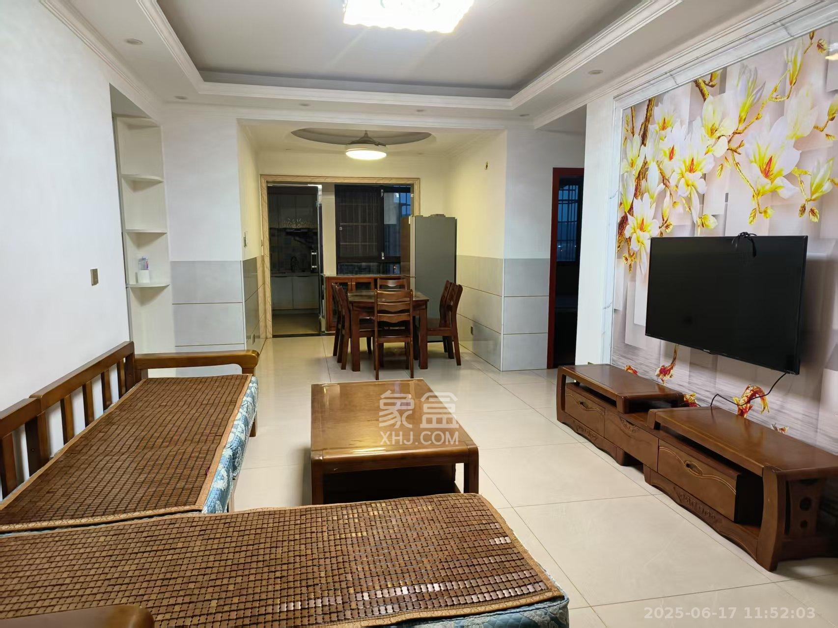 嘉顺苑 3室2厅1卫 2100.0元/月 嘉顺苑 3室2厅1卫 2100.0元/月室内图